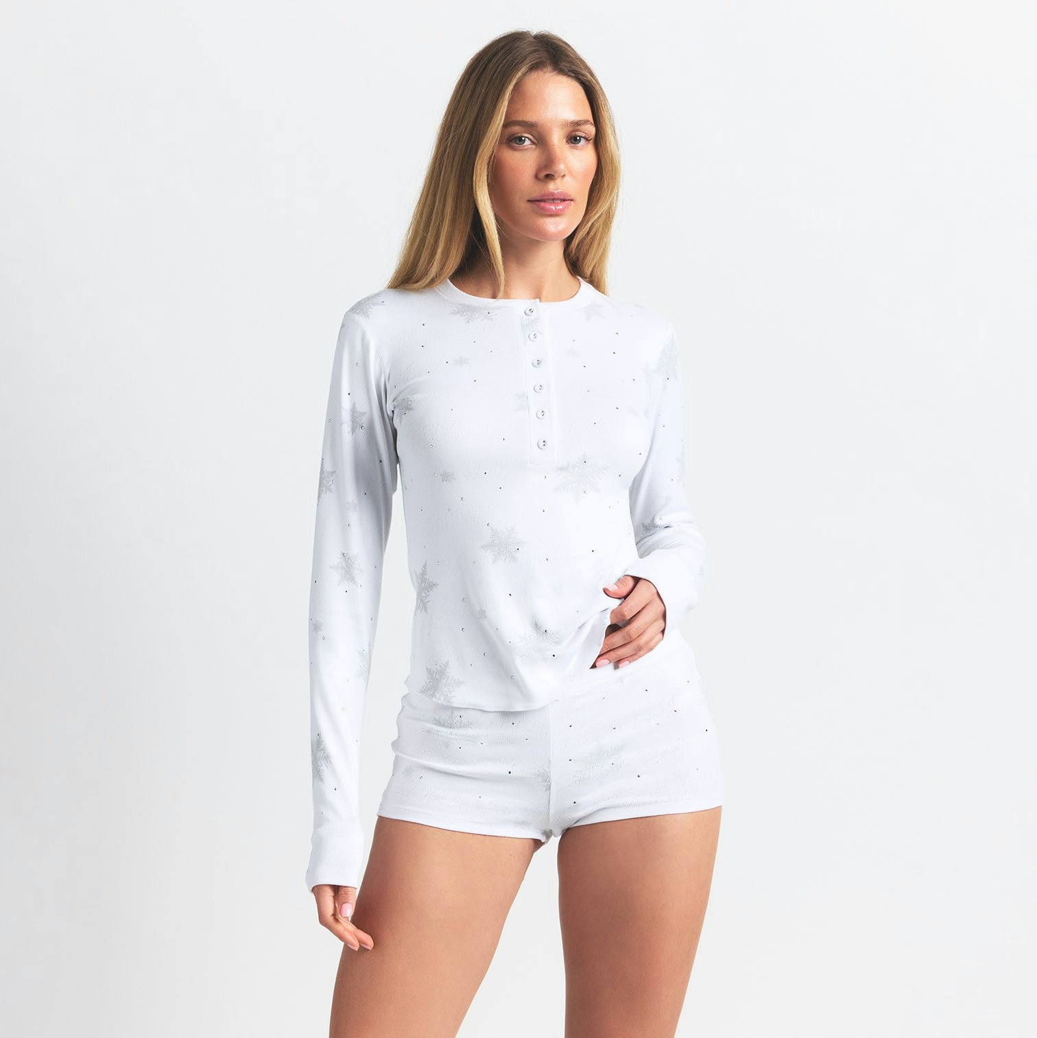 LOGO PLUSH POINTELLE RHINESTONE HENLEY SET | SNOW RHINESTONE PRINT ON A MODEL FRONT VIEW @ | FOCUS: 0.0, 1.0, 0.9