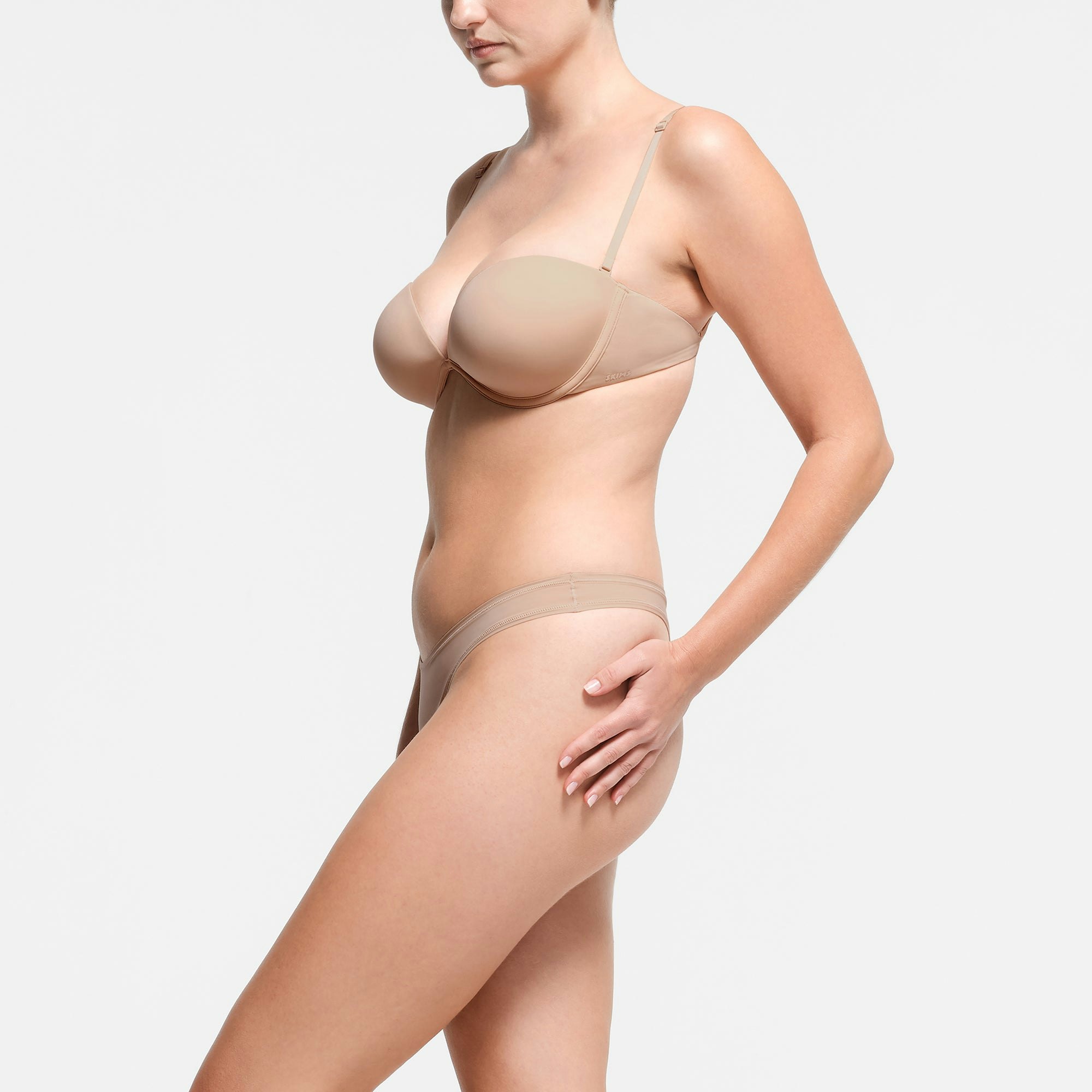 MULTI-WAY BRA | CLAY ON A MODEL SIDE VIEW