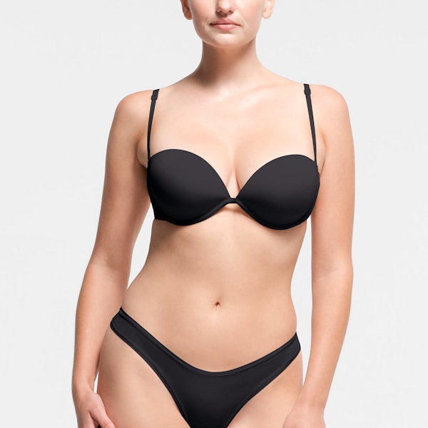 MULTI-WAY BRA | ONYX ON A MODEL FRONT VIEW