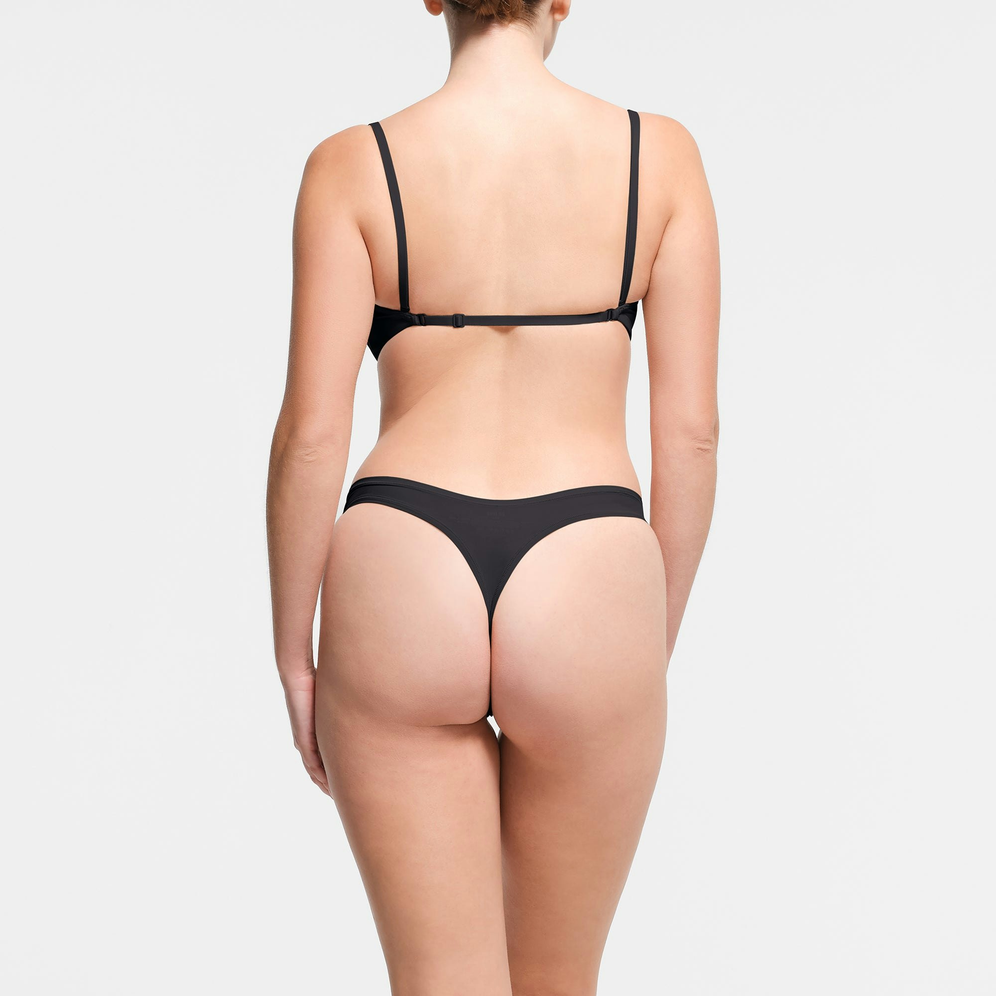 MULTI-WAY BRA | ONYX ON A MODEL BACK VIEW