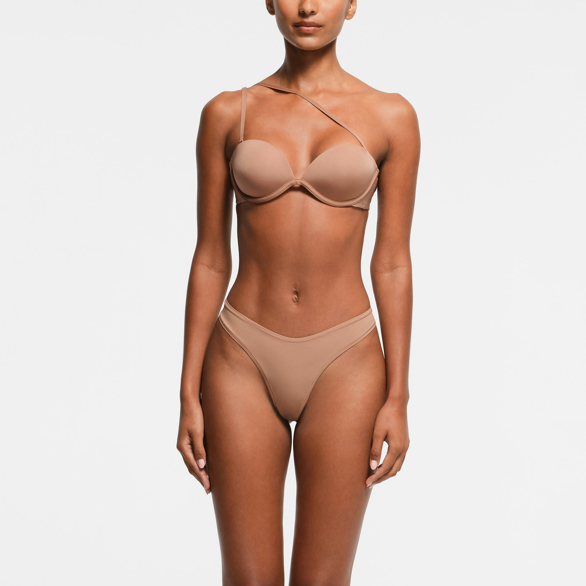 MULTI-WAY BRA | SIENNA ON A MODEL FRONT VIEW