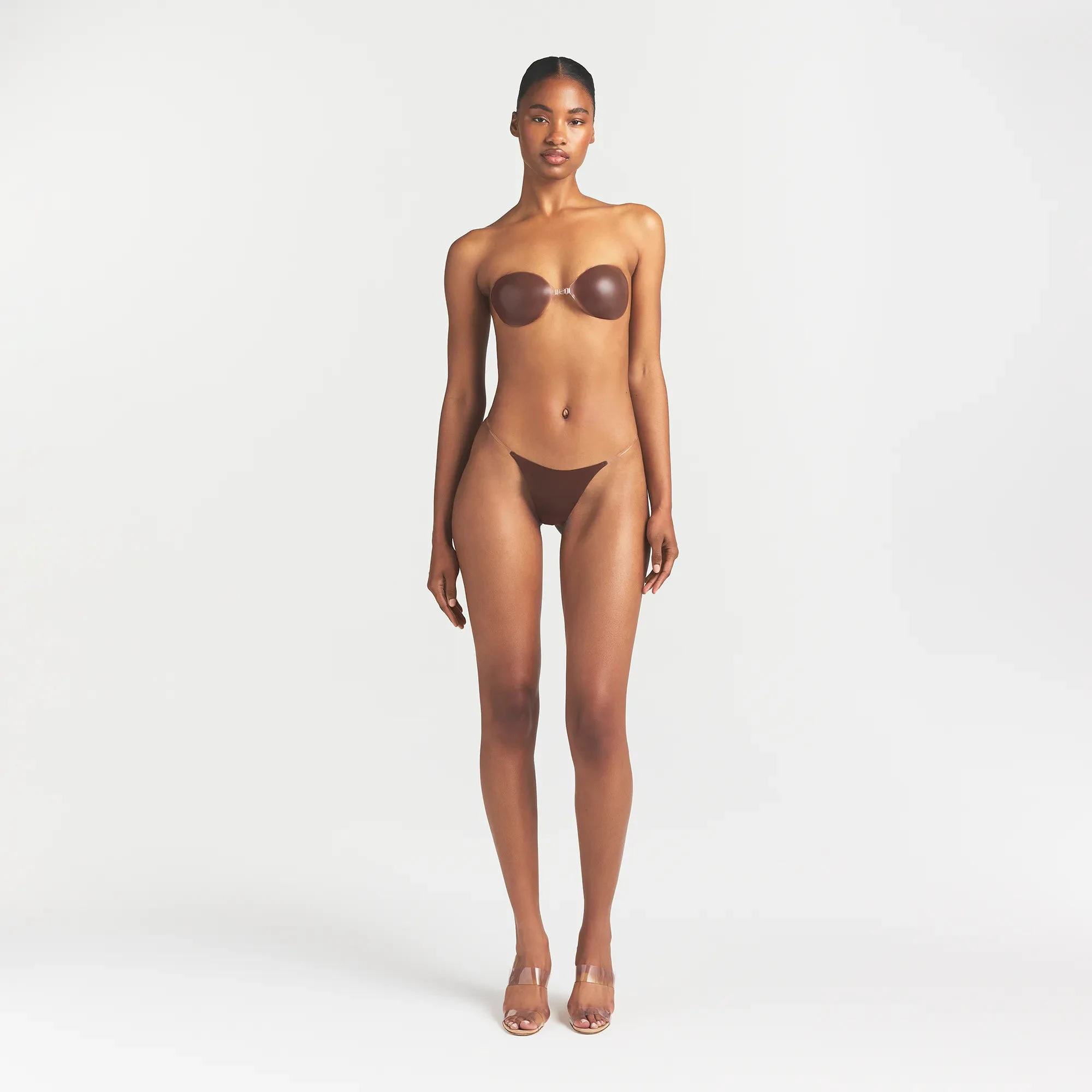 SKIMS STICKY BRA | COCOA ON A MODEL FRONT VIEW @ | FOCUS: 0.0, 1.0, 0.9