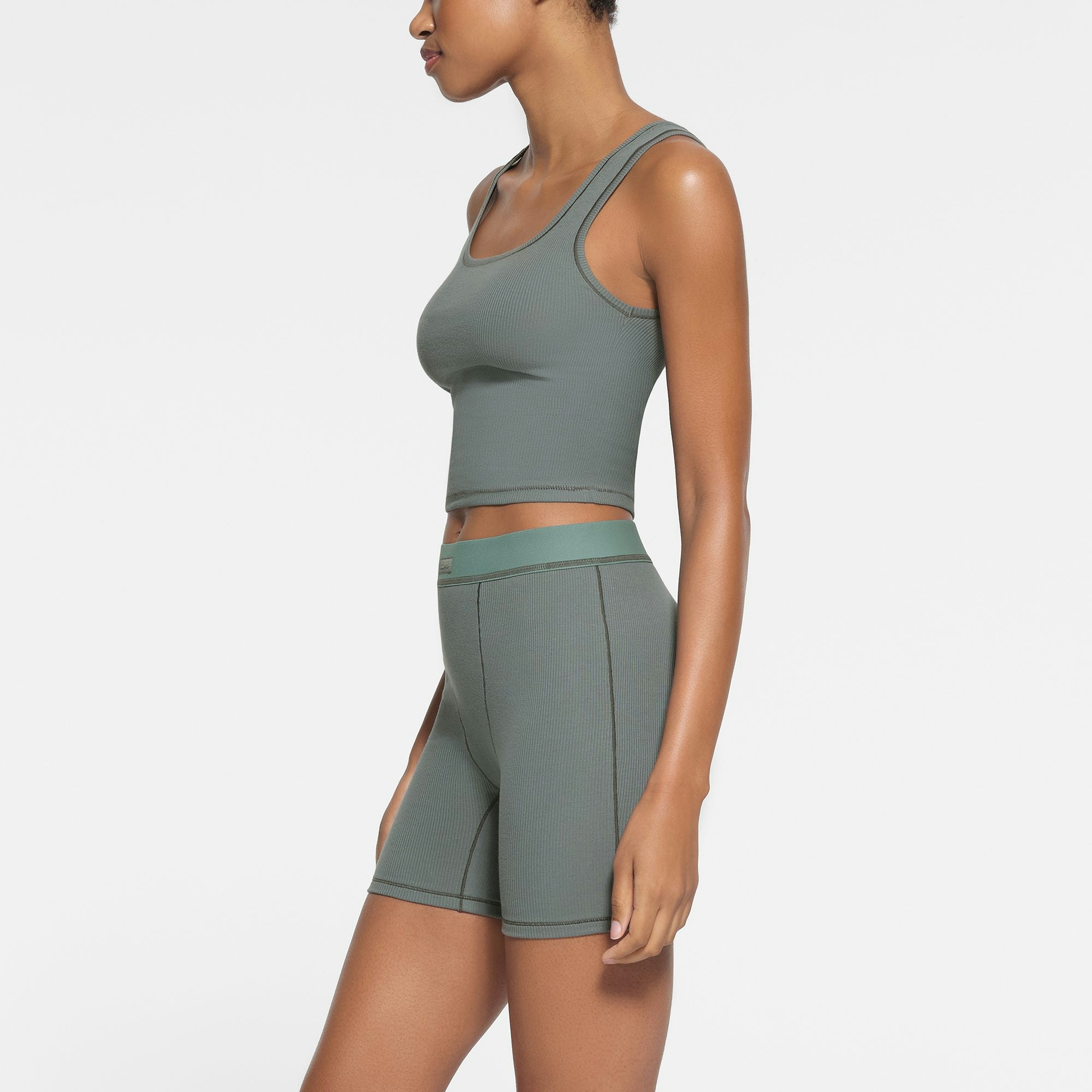 COTTON RIB TANK PACK | MALACHITE MULTI ON A MODEL SIDE VIEW