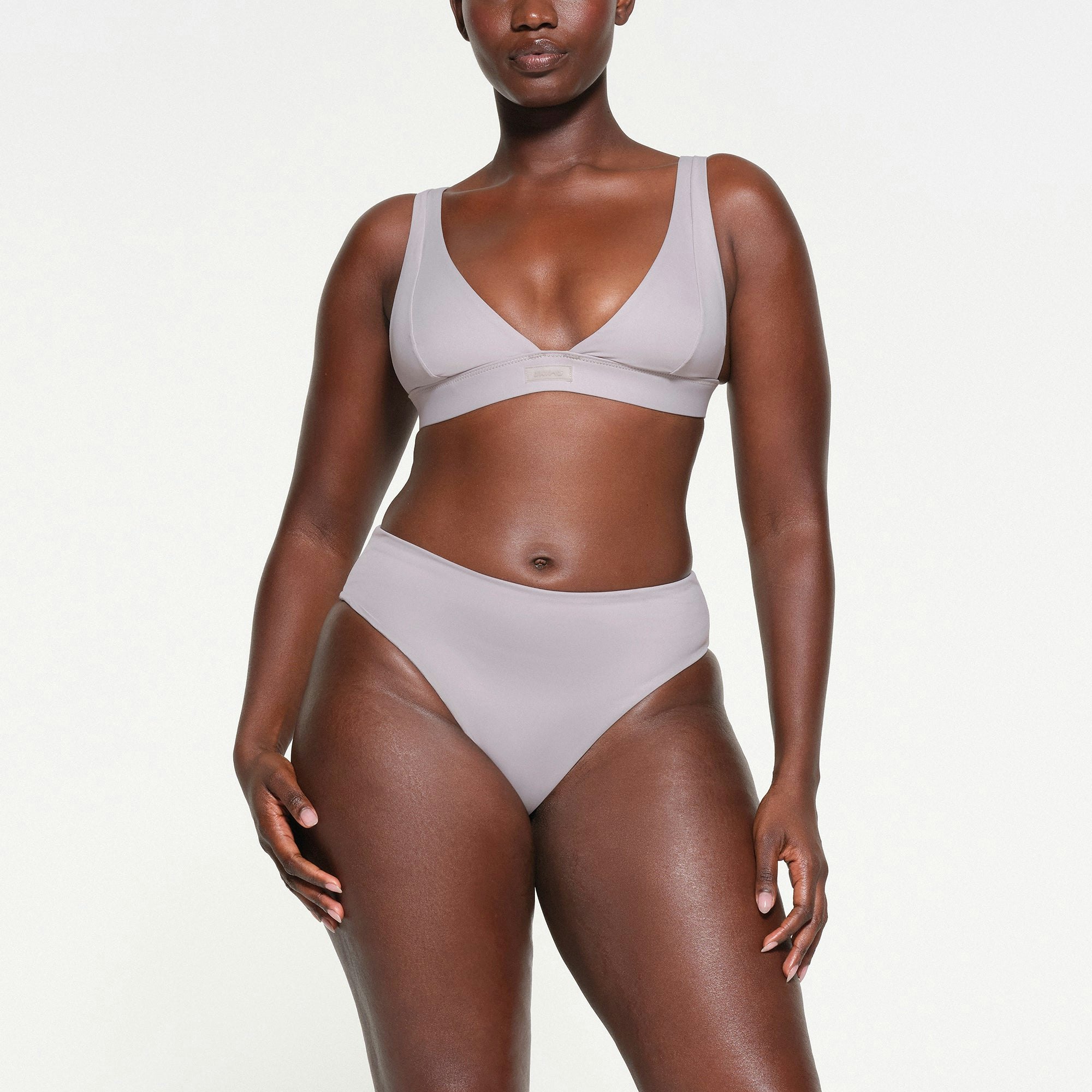 SIGNATURE SWIM PLUNGE BIKINI TOP | CHROME ON A MODEL FRONT VIEW