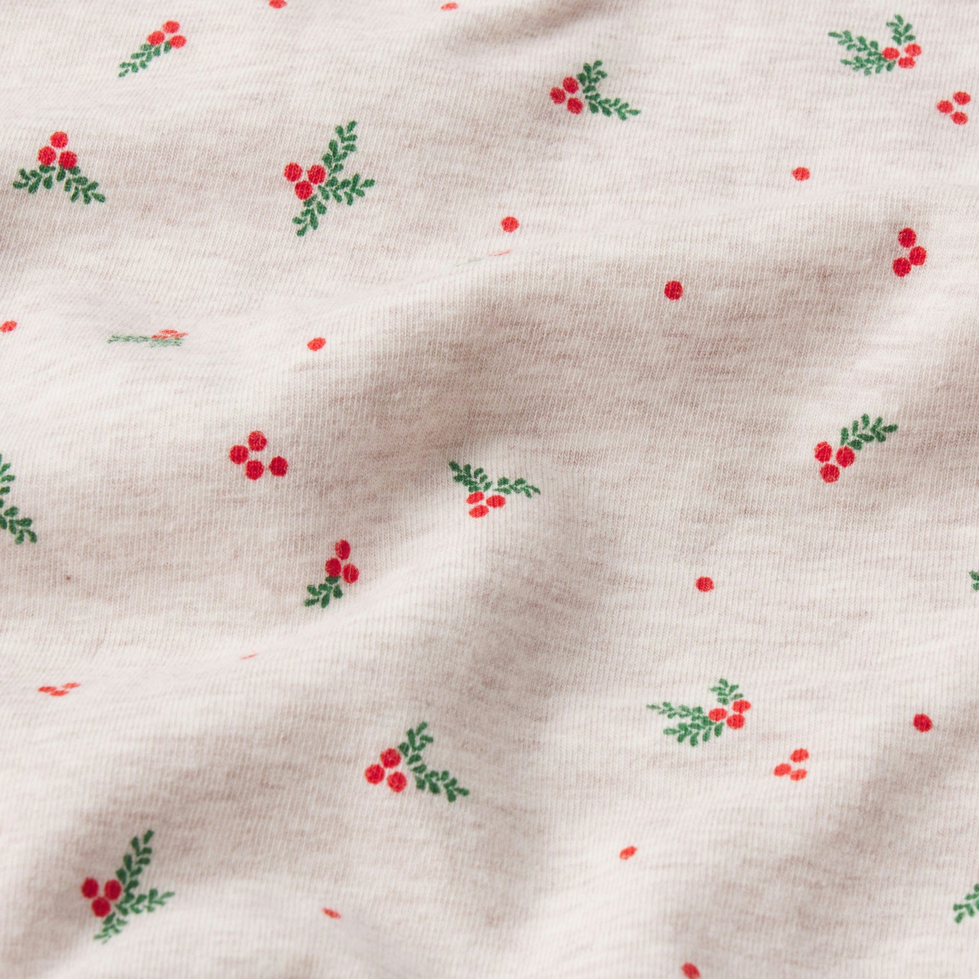 COTTON JERSEY LONG SLEEVE T-SHIRT | OATMEAL HEATHER HOLLY PRINT ADDITIONAL FABRIC DETAILS | about this fabric