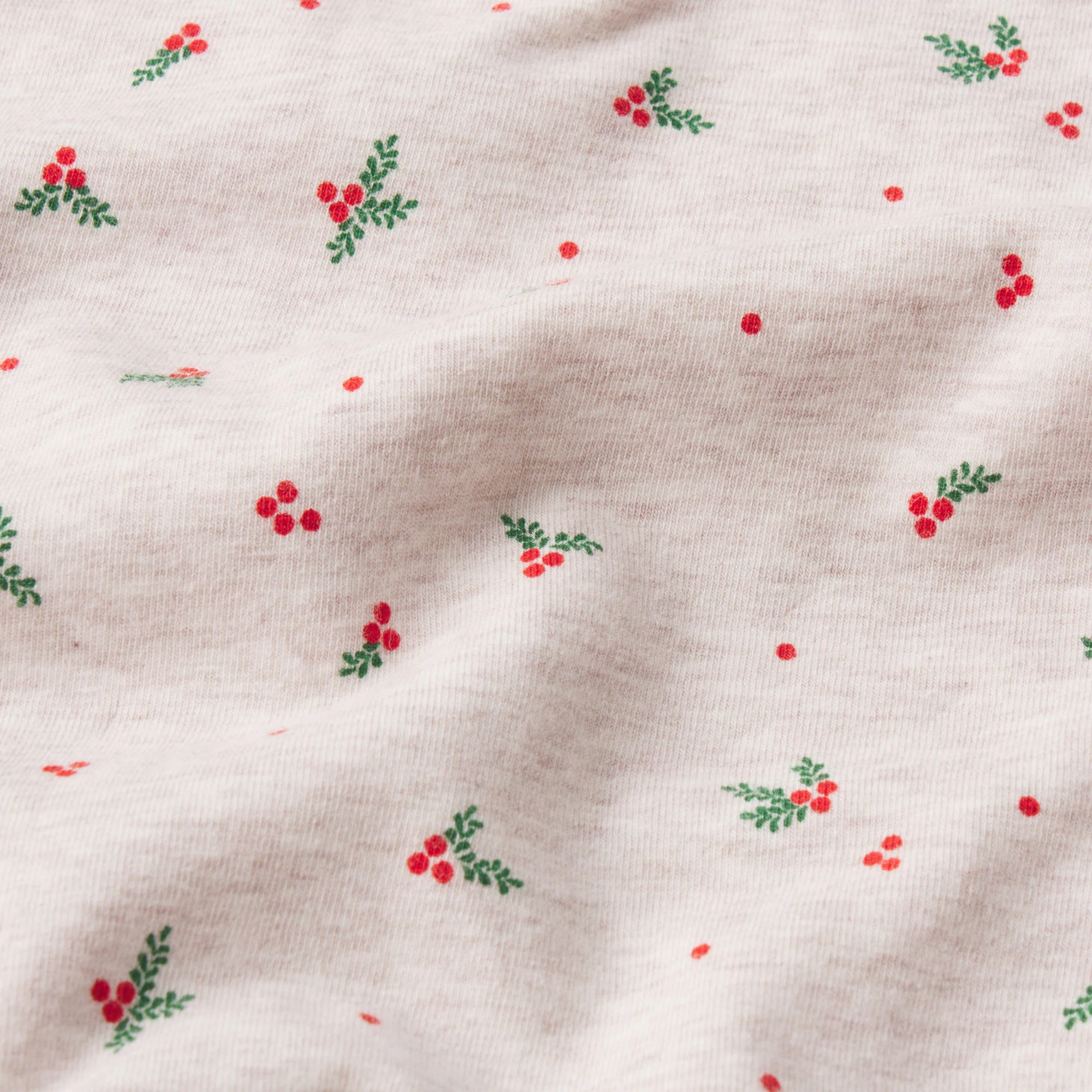 COTTON JERSEY LONG SLEEVE T-SHIRT | OATMEAL HEATHER HOLLY PRINT ADDITIONAL FABRIC DETAILS | about this fabric