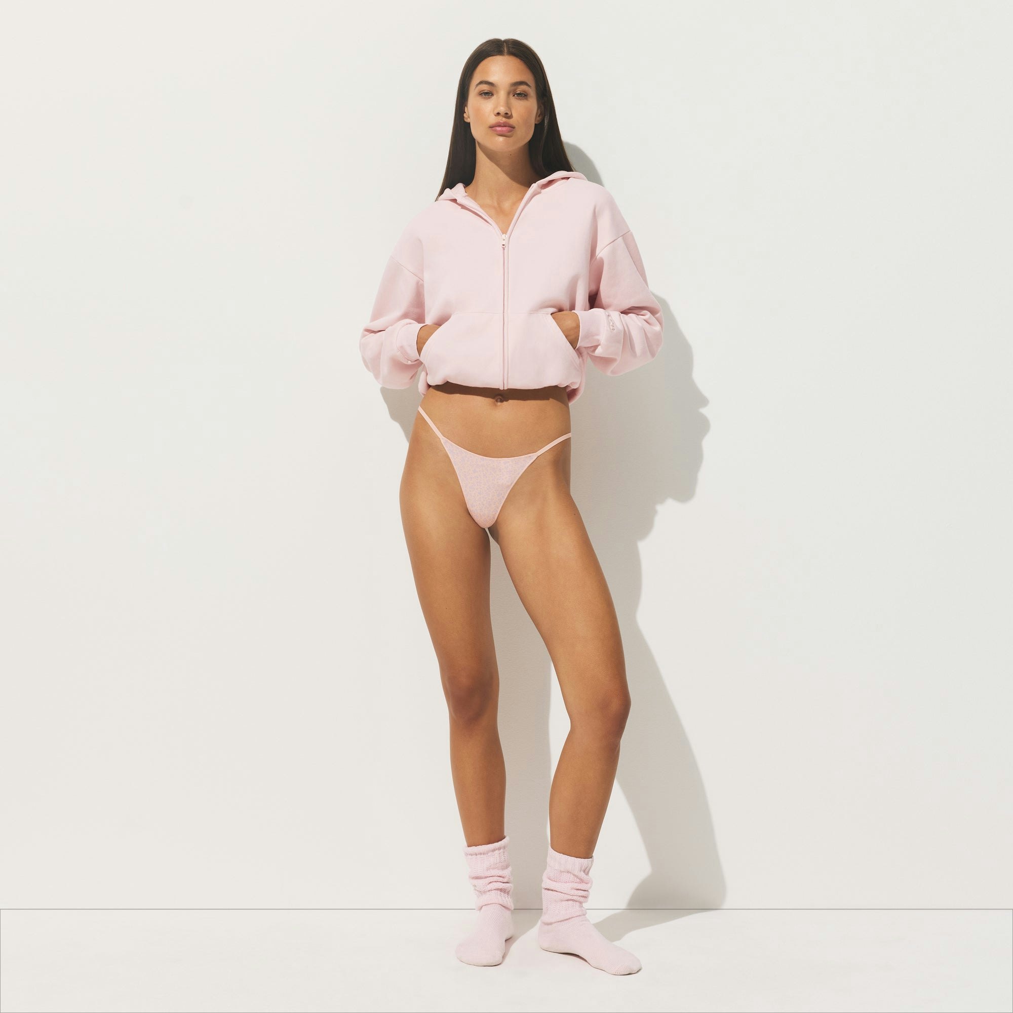 LIGHTWEIGHT COTTON STRING THONG | MORGANITE DITSY FLORAL ON A MODEL FRONT VIEW @ | FOCUS: 0.0, 1.0, 0.9