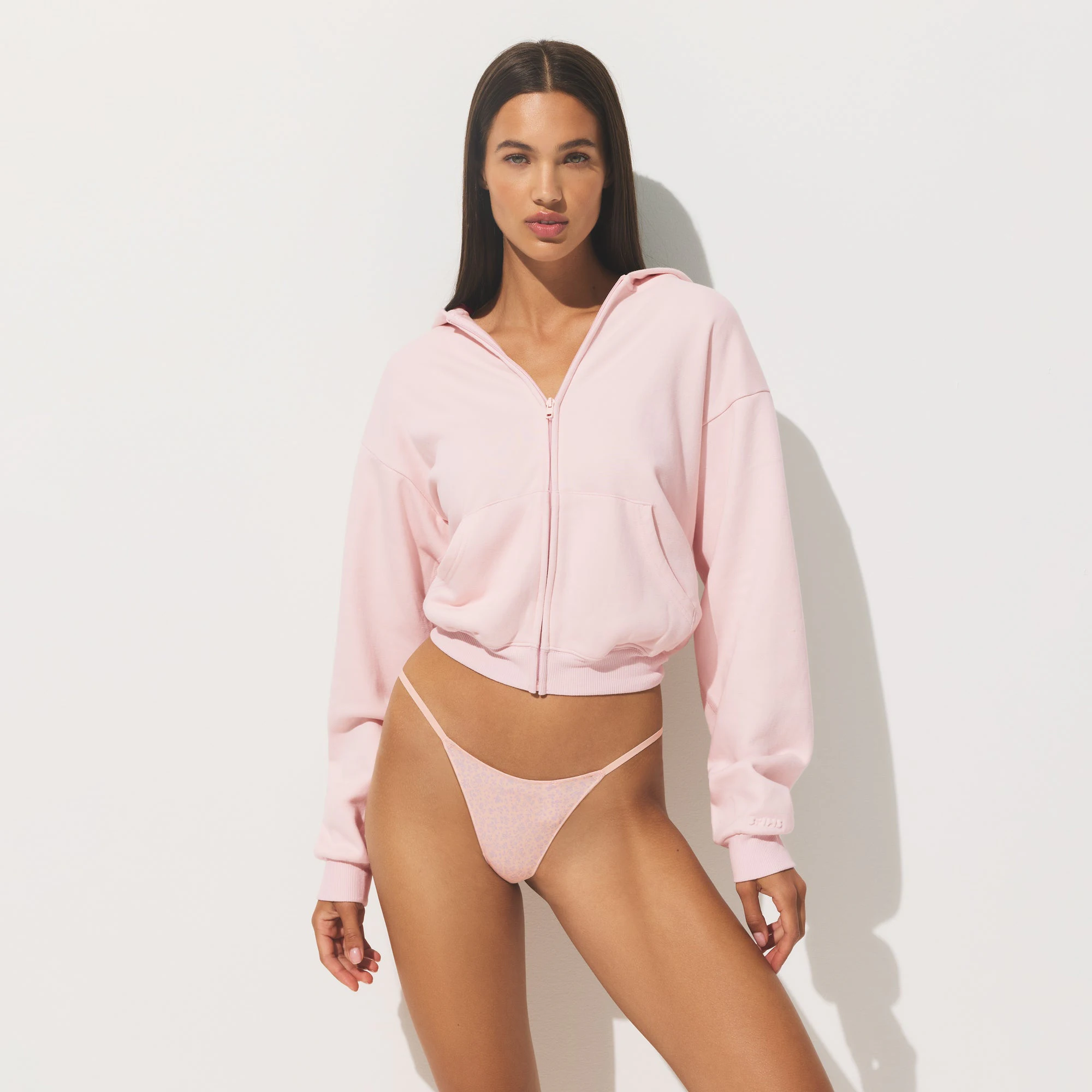 LIGHTWEIGHT COTTON STRING THONG | MORGANITE DITSY FLORAL ON A MODEL SIDE VIEW @ | FOCUS: 0.0, 1.0, 0.9