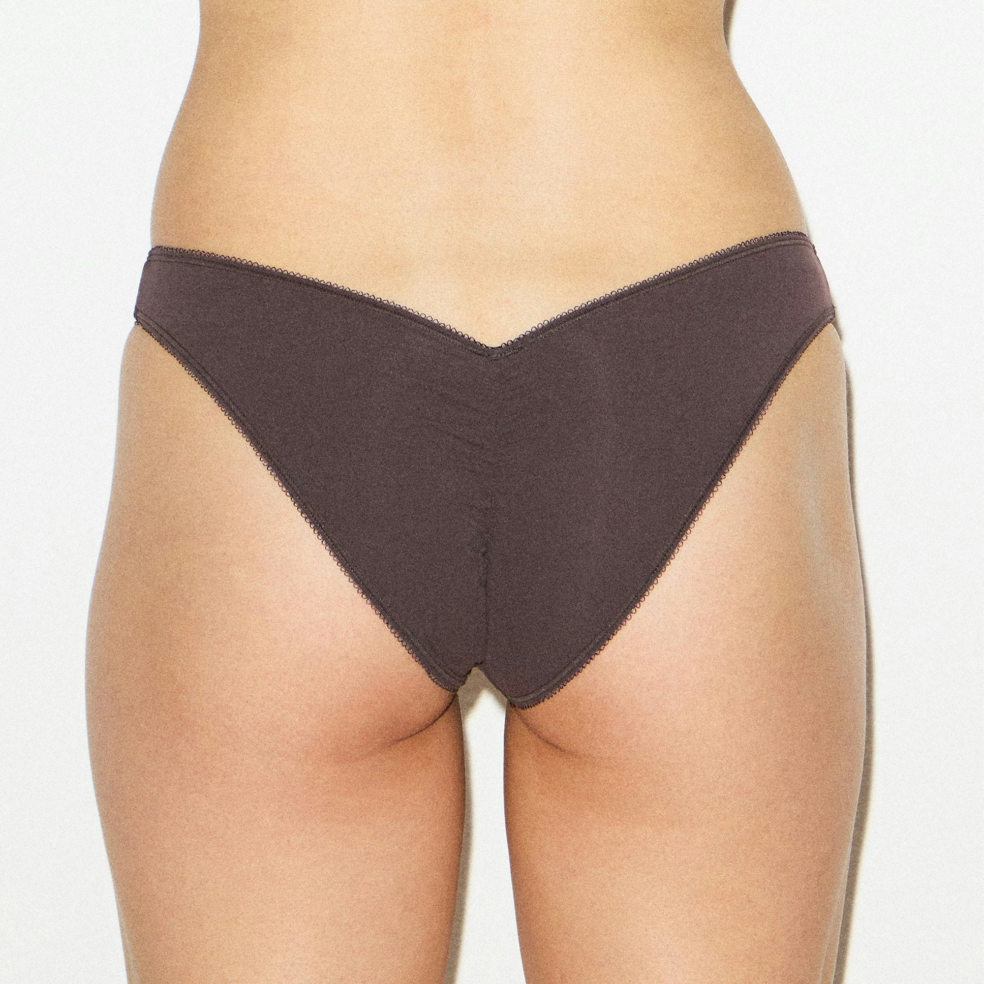 FITS EVERYBODY PICOT TANGA 5-PACK | PHOENIX ANIMAL MULTI ON A MODEL BACK VIEW @ | FOCUS: 0.0, 1.0, 0.9