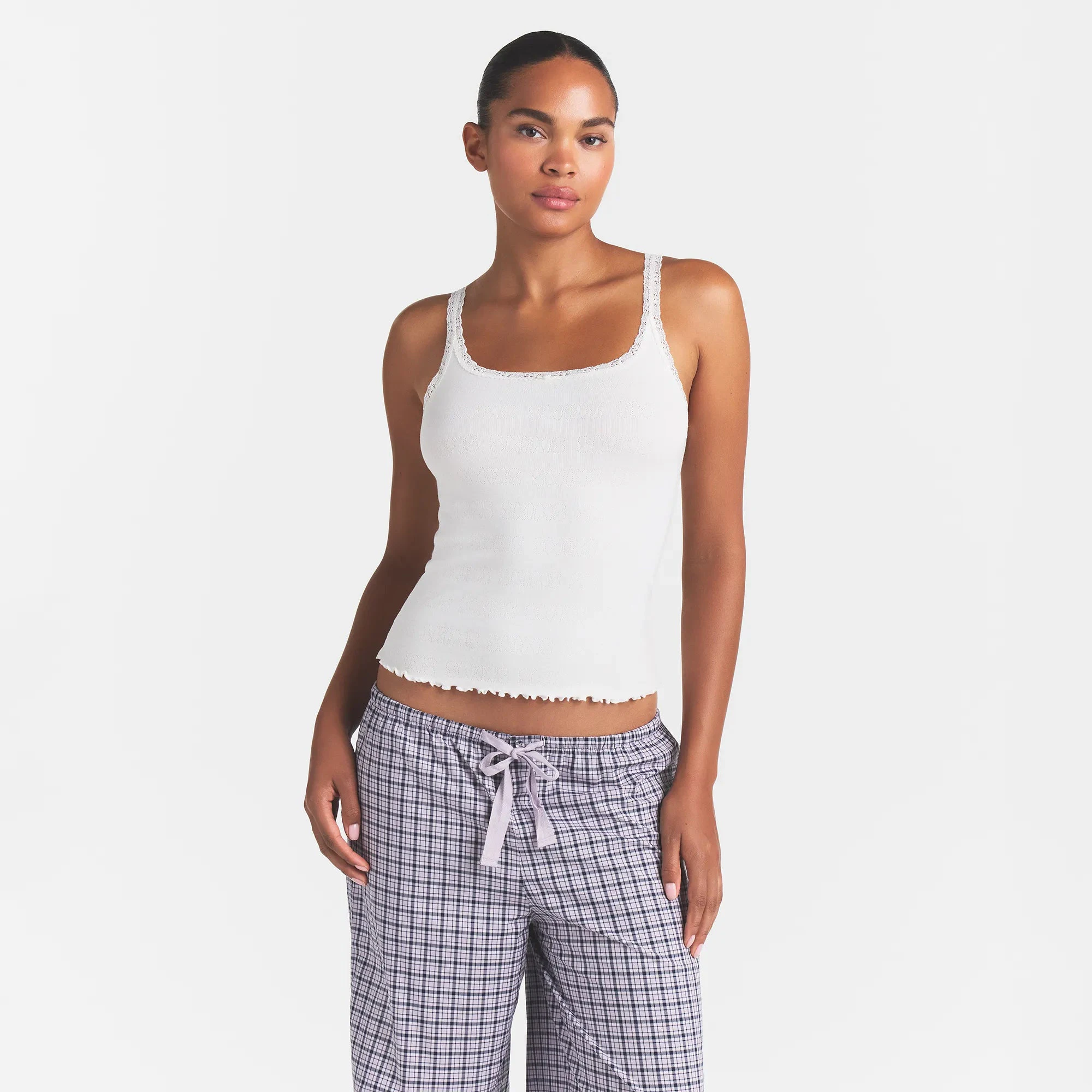 LOGO POINTELLE CAMI | IVORY & LAYS FLAT ON A WHITE BACKGROUND | FLT