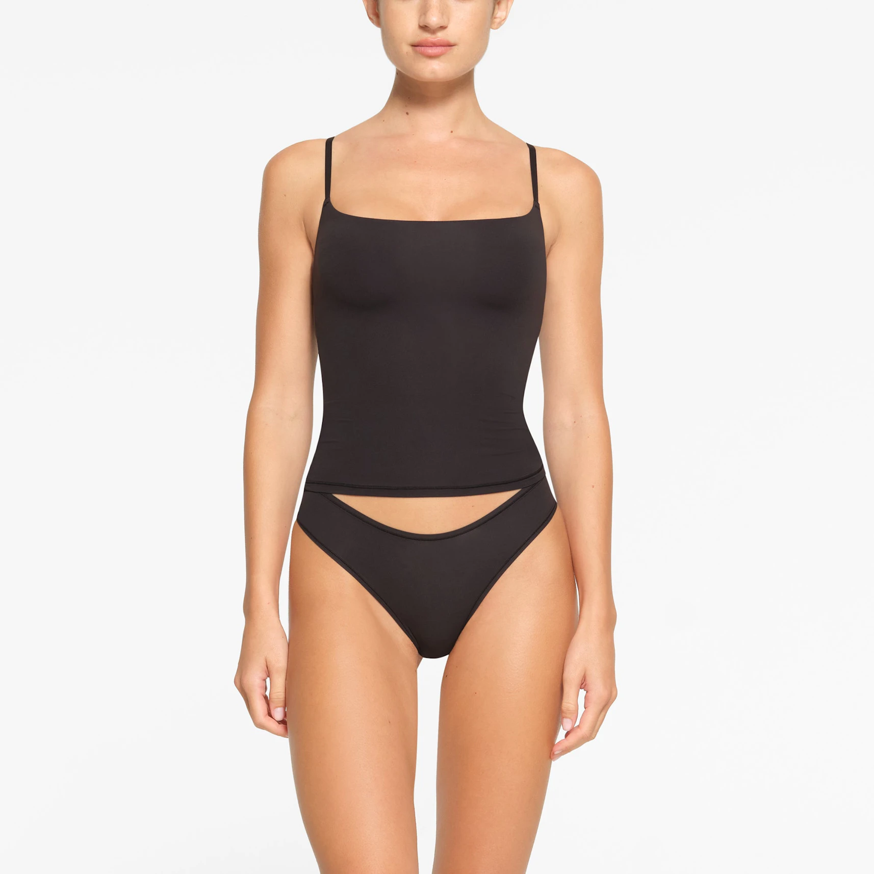 FITS EVERYBODY CAMI WORN BY A MODEL IN FRONT VIEW