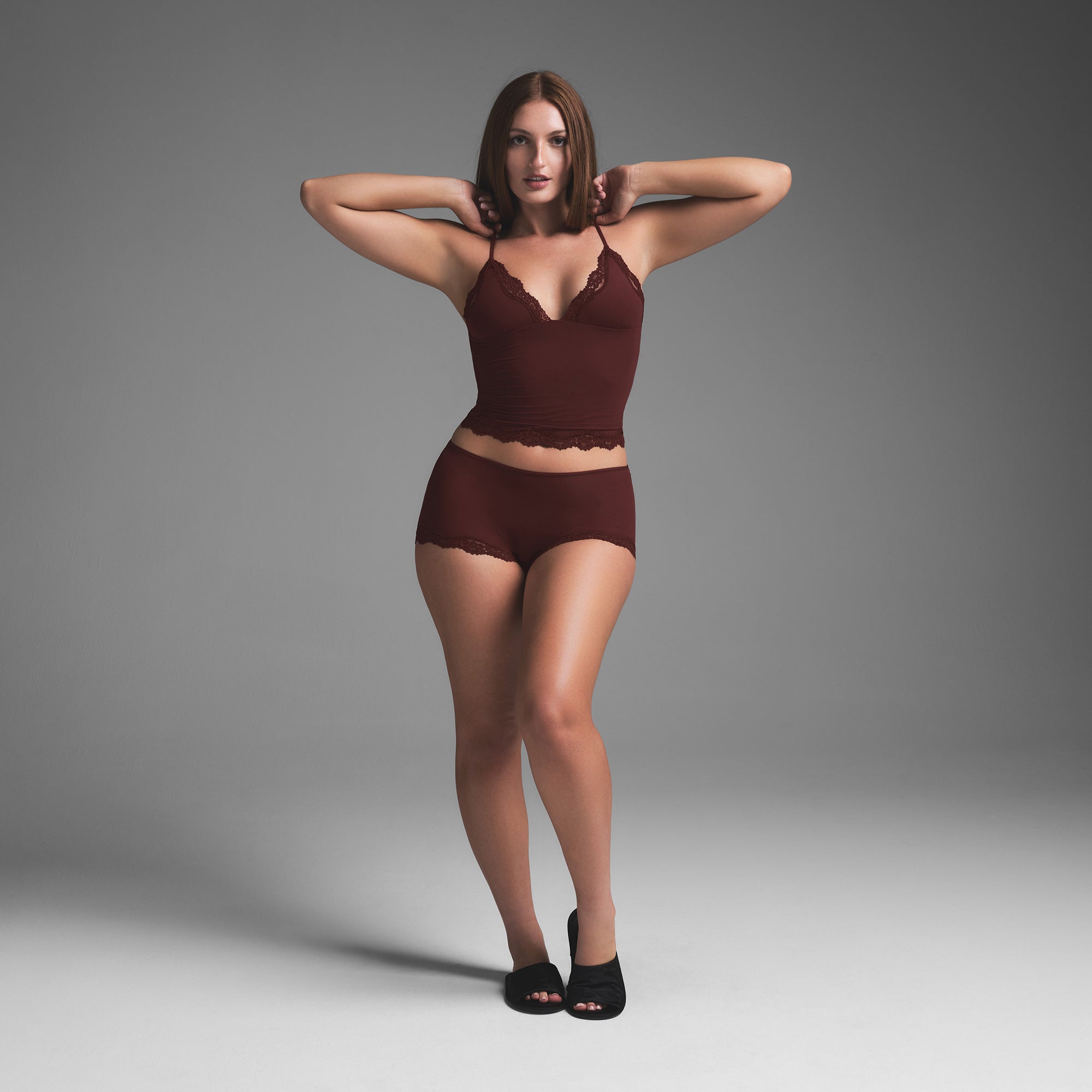 skims トライアングルキャミ FITS EVERYBODY LACE TRIANGLE CAMI | ONYX