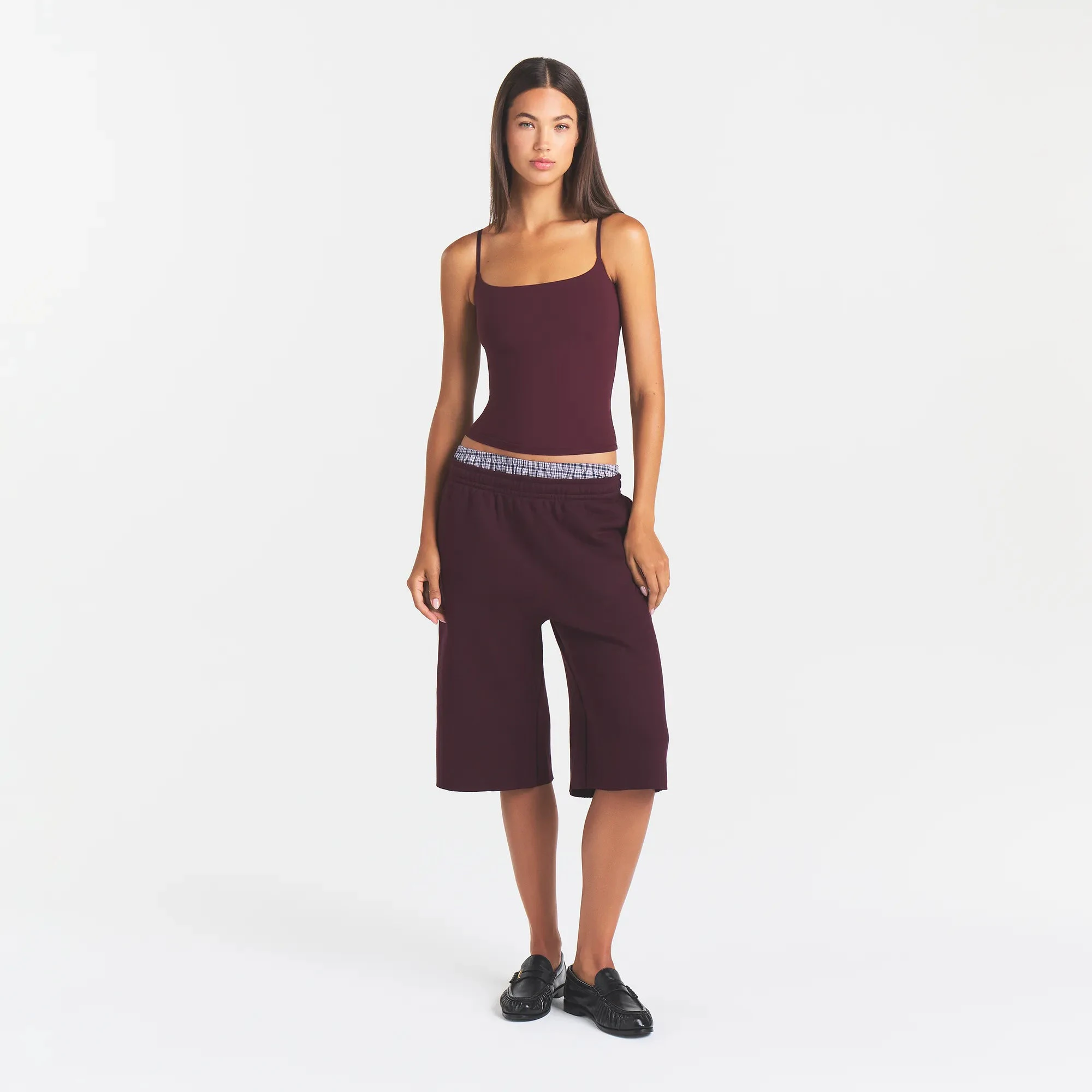 FITS EVERYBODY CAMI | CURRANT & LAYS FLAT ON A WHITE BACKGROUND | FLT@ | FOCUS: 0.0, 1.0, 0.9