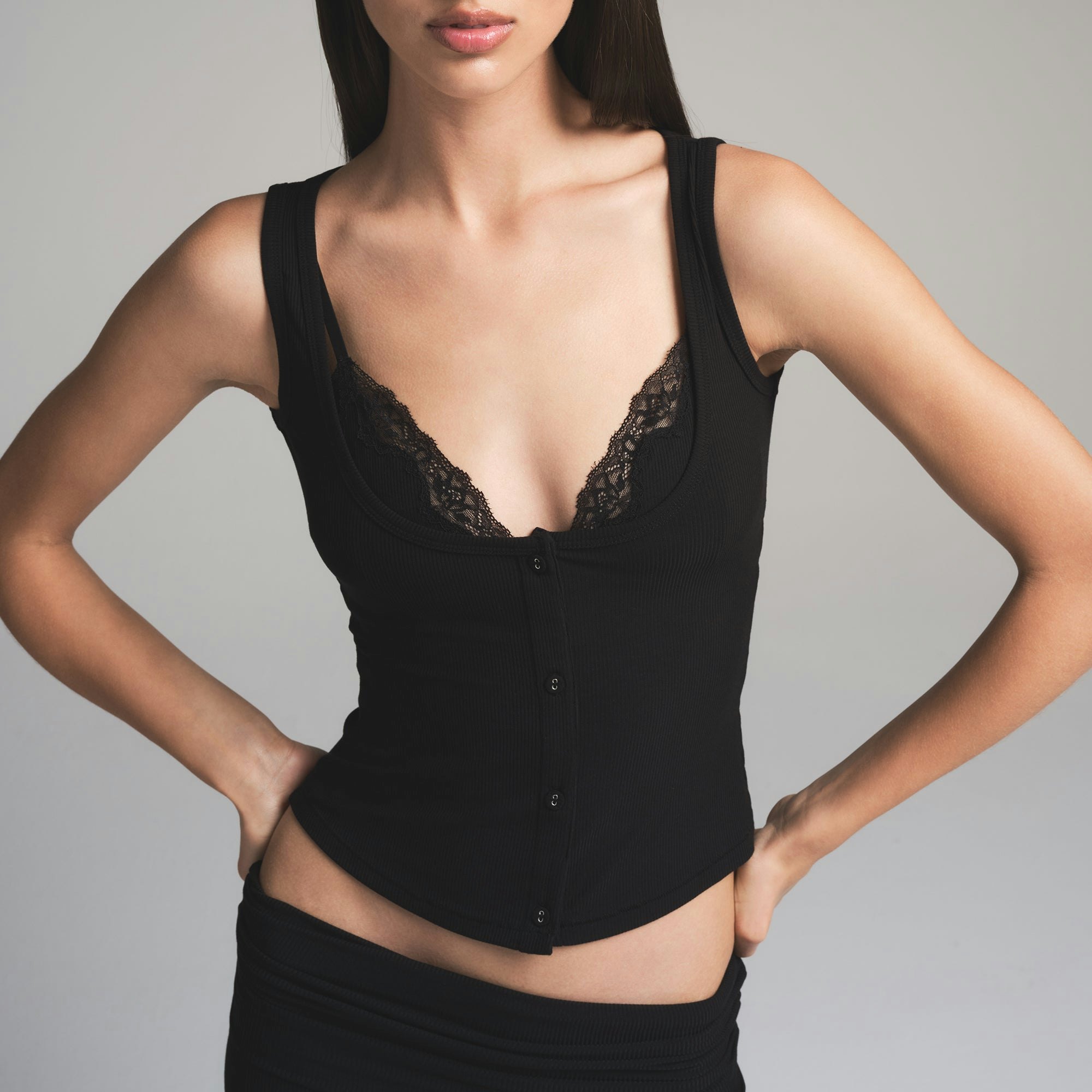 SOFT LOUNGE LACE TANK WITH BRALETTE | ONYX ON A MODEL FRONT VIEW | FOCUS: 0.0, 1.0, 0.9