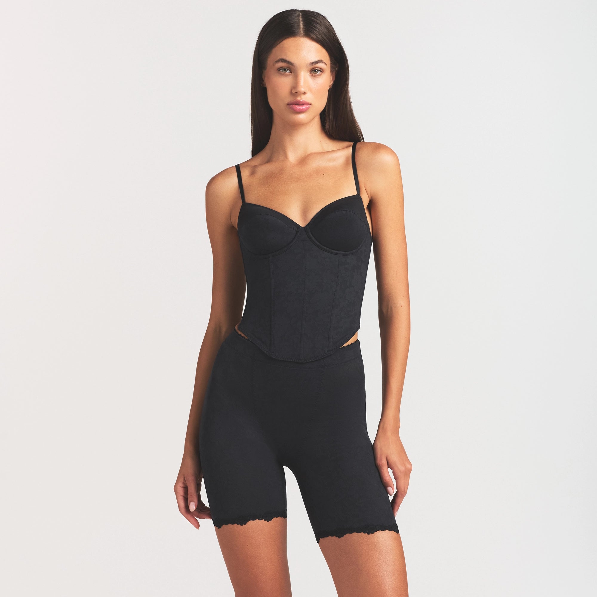 LACE SHAPEWEAR CORSET | ONYX ON A MODEL SIDE VIEW @ | FOCUS: 0.0, 1.0, 0.9