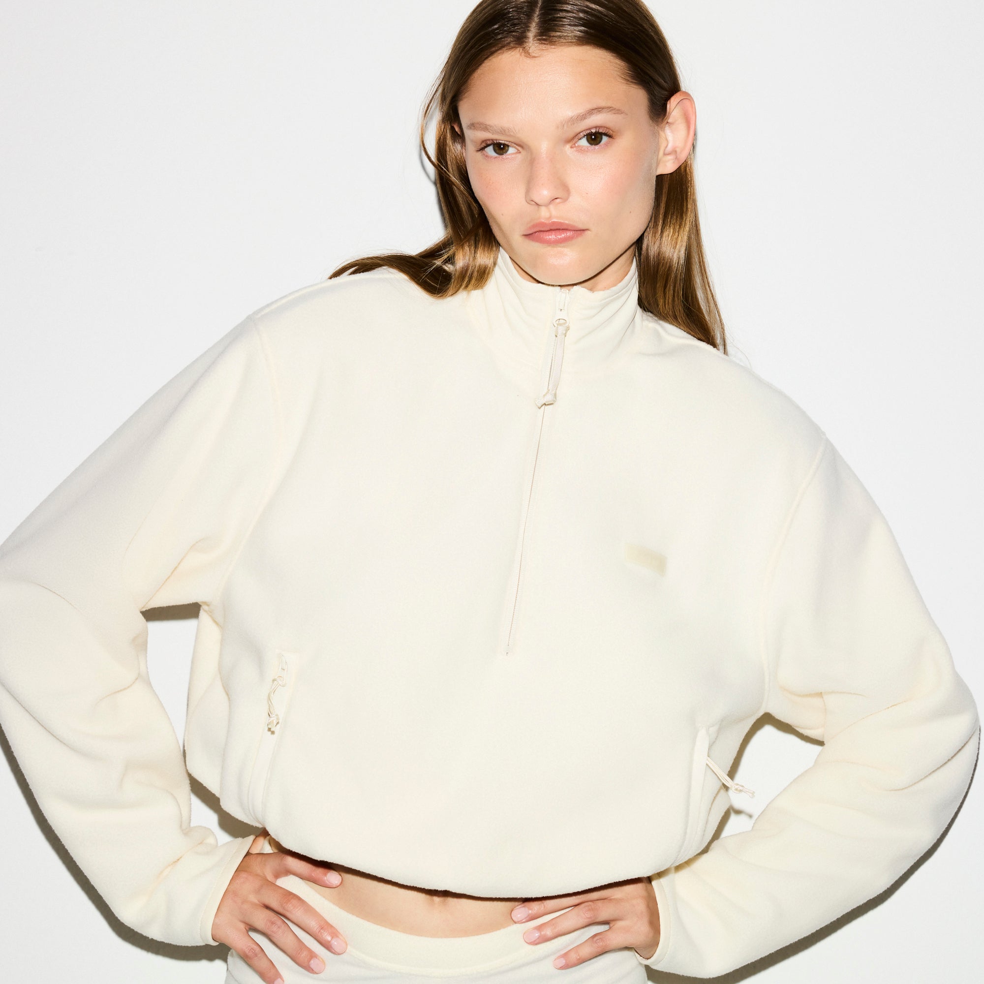 OUTDOOR FLEECE HALF ZIP PULLOVER | ECRU | SKIMS