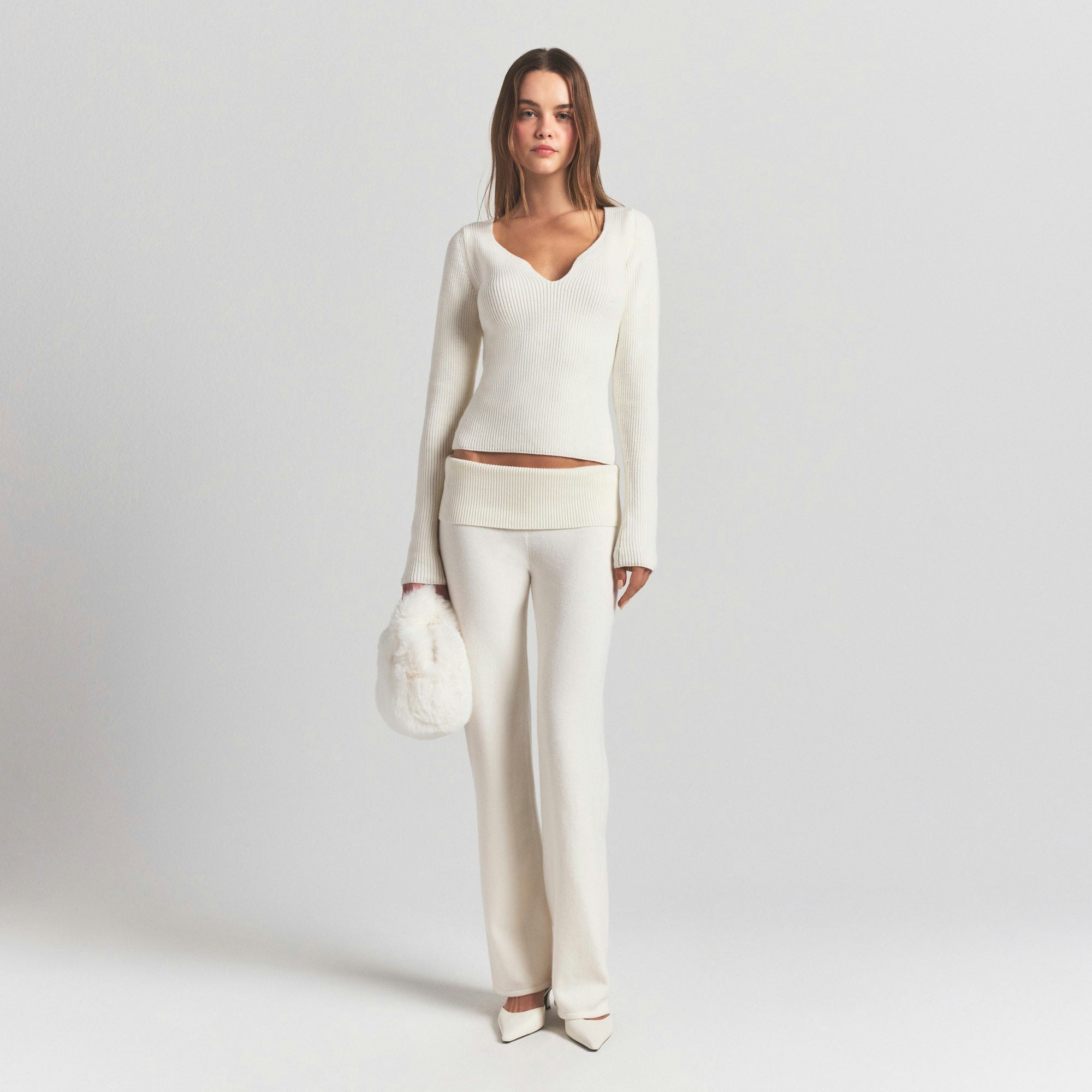 SWEATER KNITS LONG SLEEVE TOP | IVORY ON A MODEL FRONT VIEW @ | FOCUS: 0.0, 1.0, 0.9