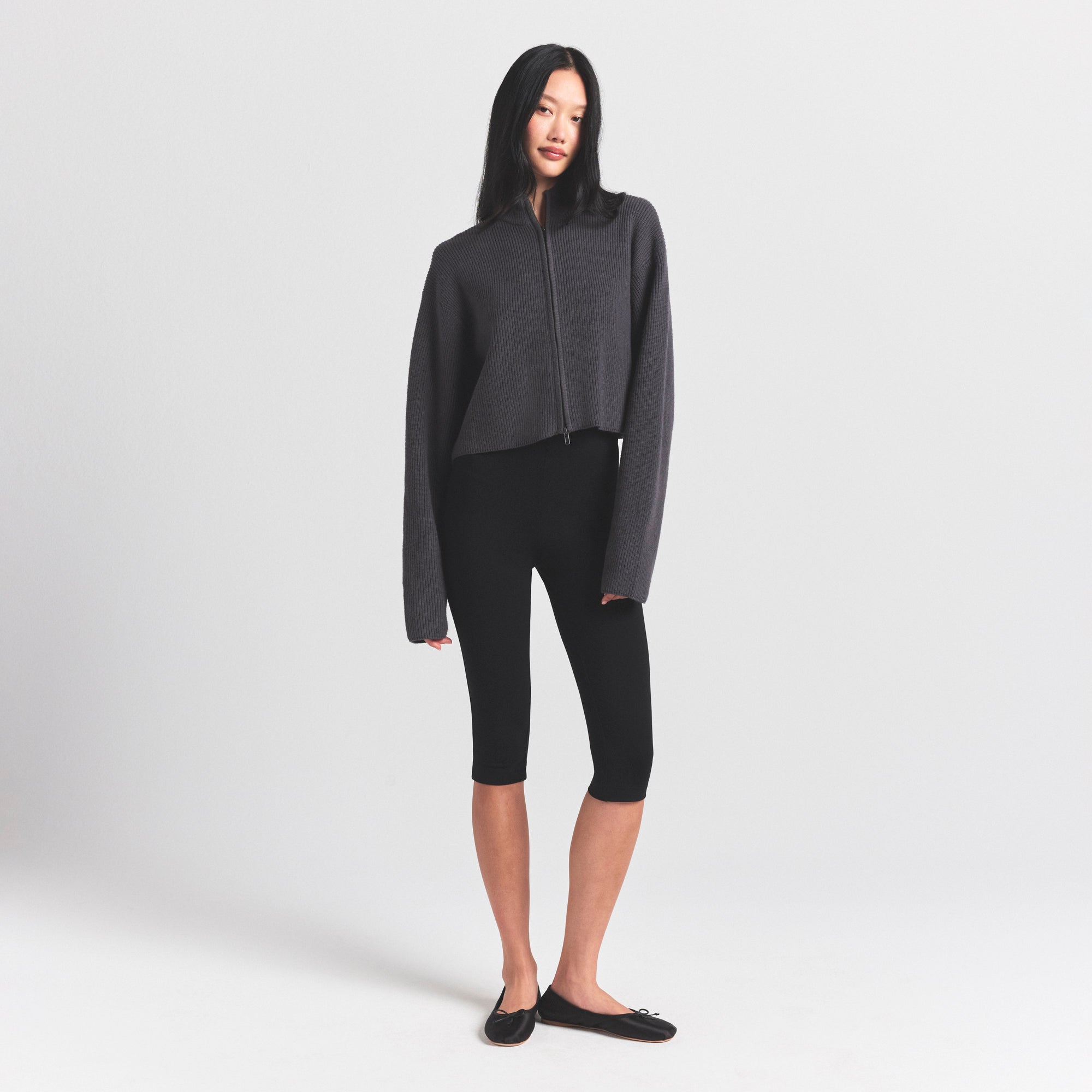 SWEATER KNITS MOCK NECK ZIP UP | ASH ON A MODEL FRONT VIEW @ | FOCUS: 0.0, 1.0, 0.9