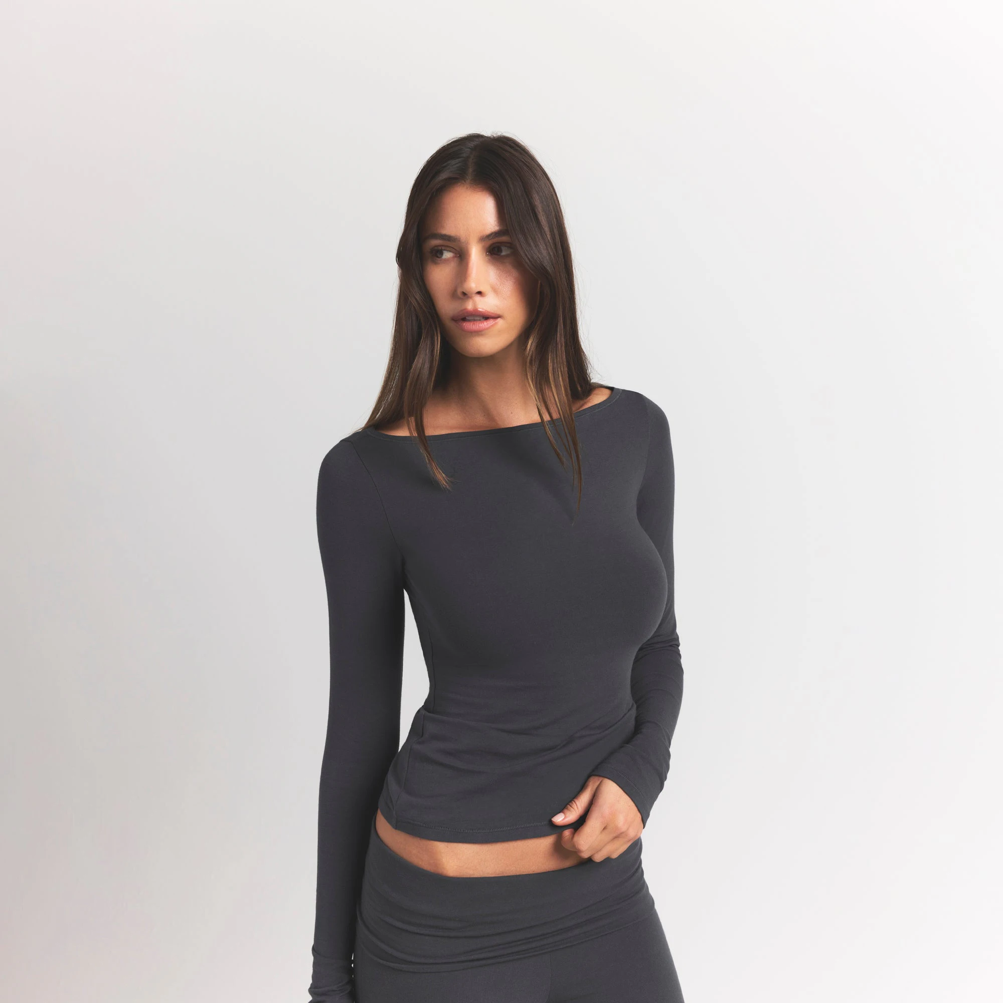 COTTON JERSEY LONG SLEEVE BOATNECK TOP | ASH | SKIMS COTTON JERSEY LONG SLEEVE BOATNECK TOP | ASH | SKIMS