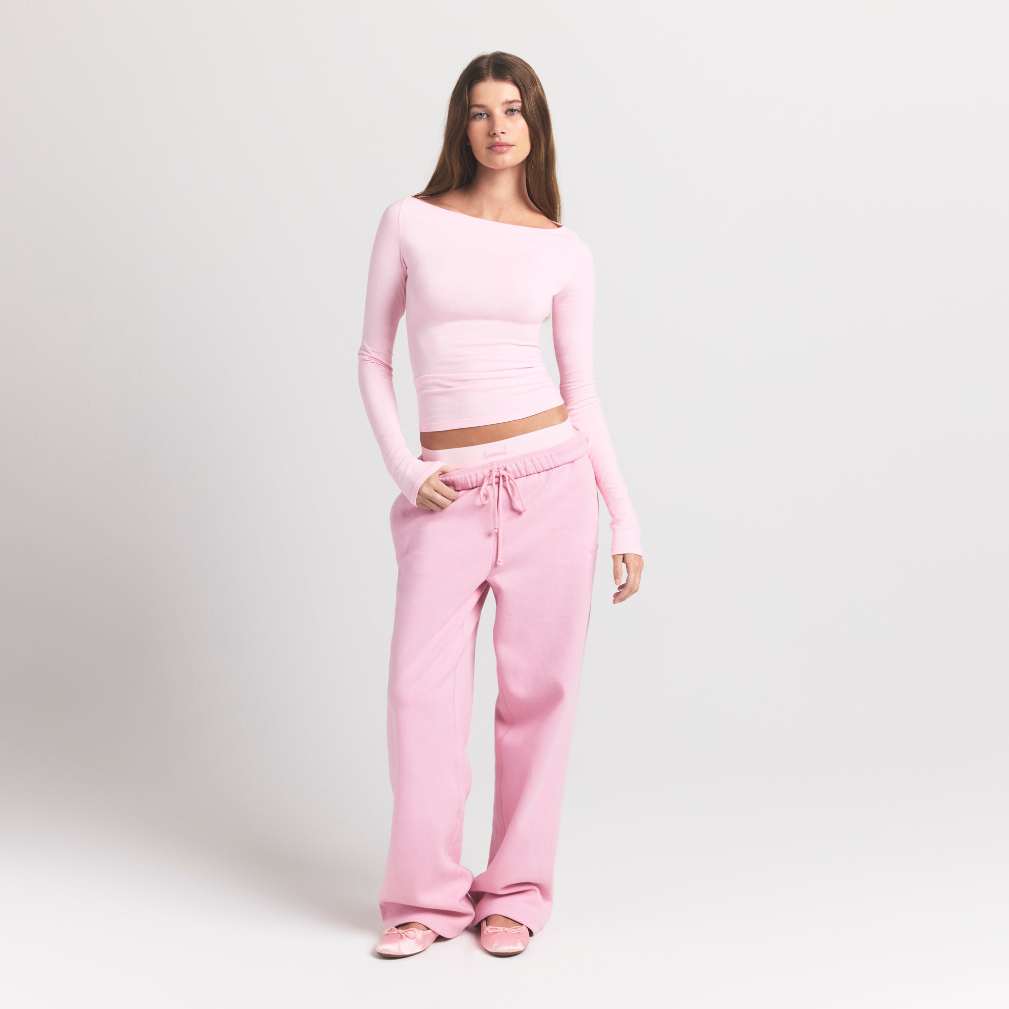 COTTON JERSEY LONG SLEEVE BOATNECK TOP | CHERRY BLOSSOM ON A MODEL FRONT VIEW @ | FOCUS: 0.9, 0.1, 0.7