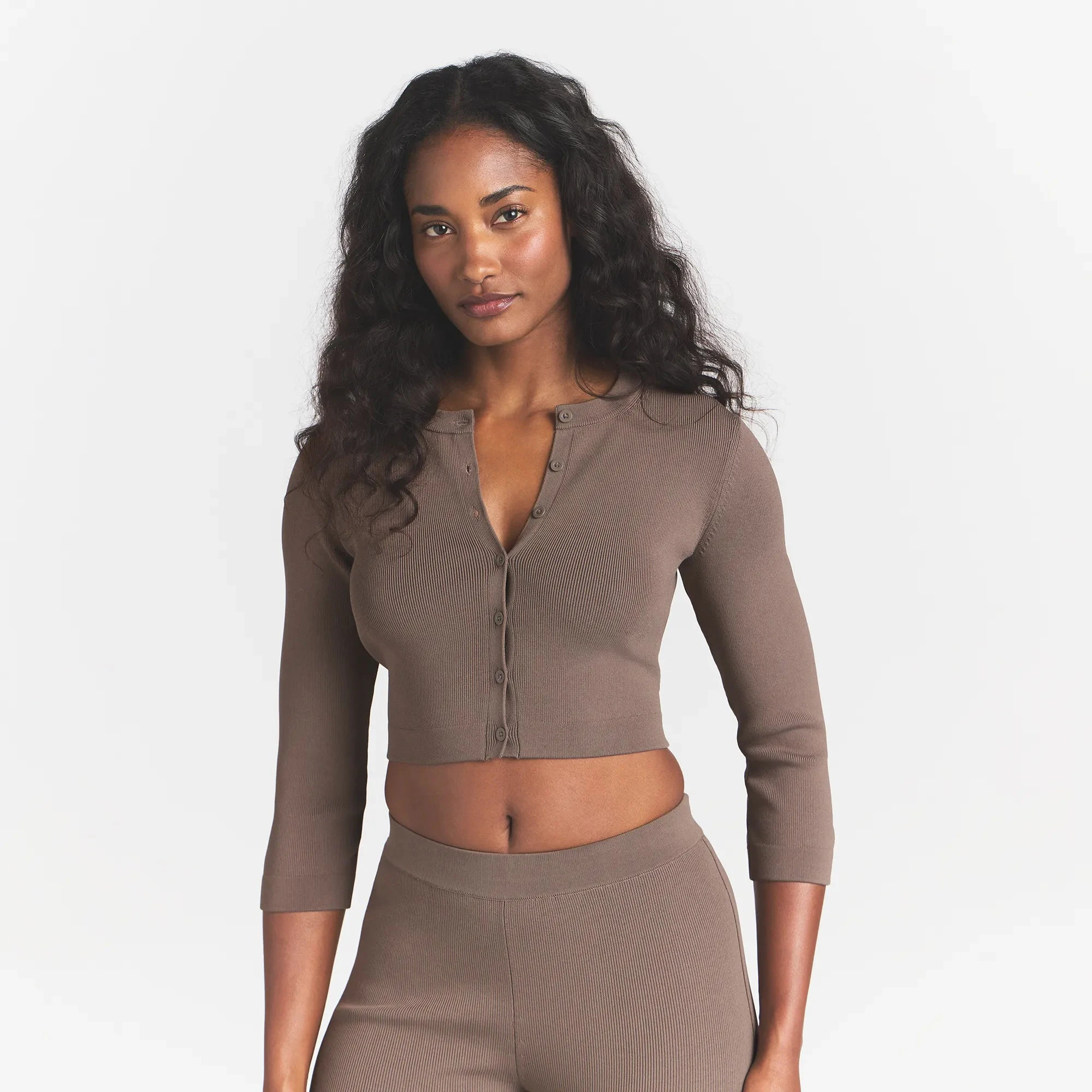 REFINED KNIT CROPPED CARDIGAN | AMETHYST ON A MODEL FRONT VIEW @ | FOCUS: 0.0, 1.0, 0.9