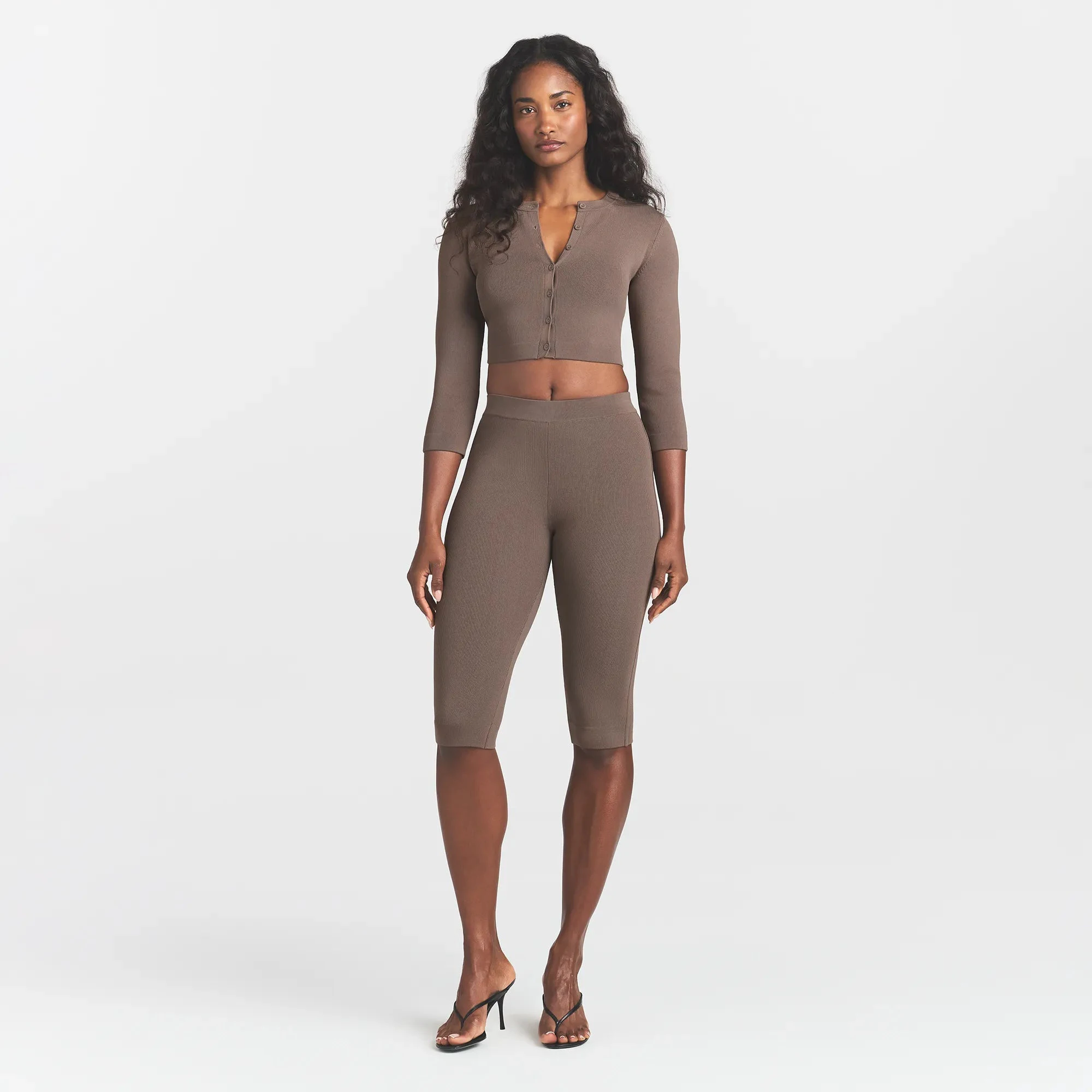 REFINED KNIT CROPPED CARDIGAN | AMETHYST ON A MODEL FRONT VIEW @ | FOCUS: 0.0, 1.0, 0.9