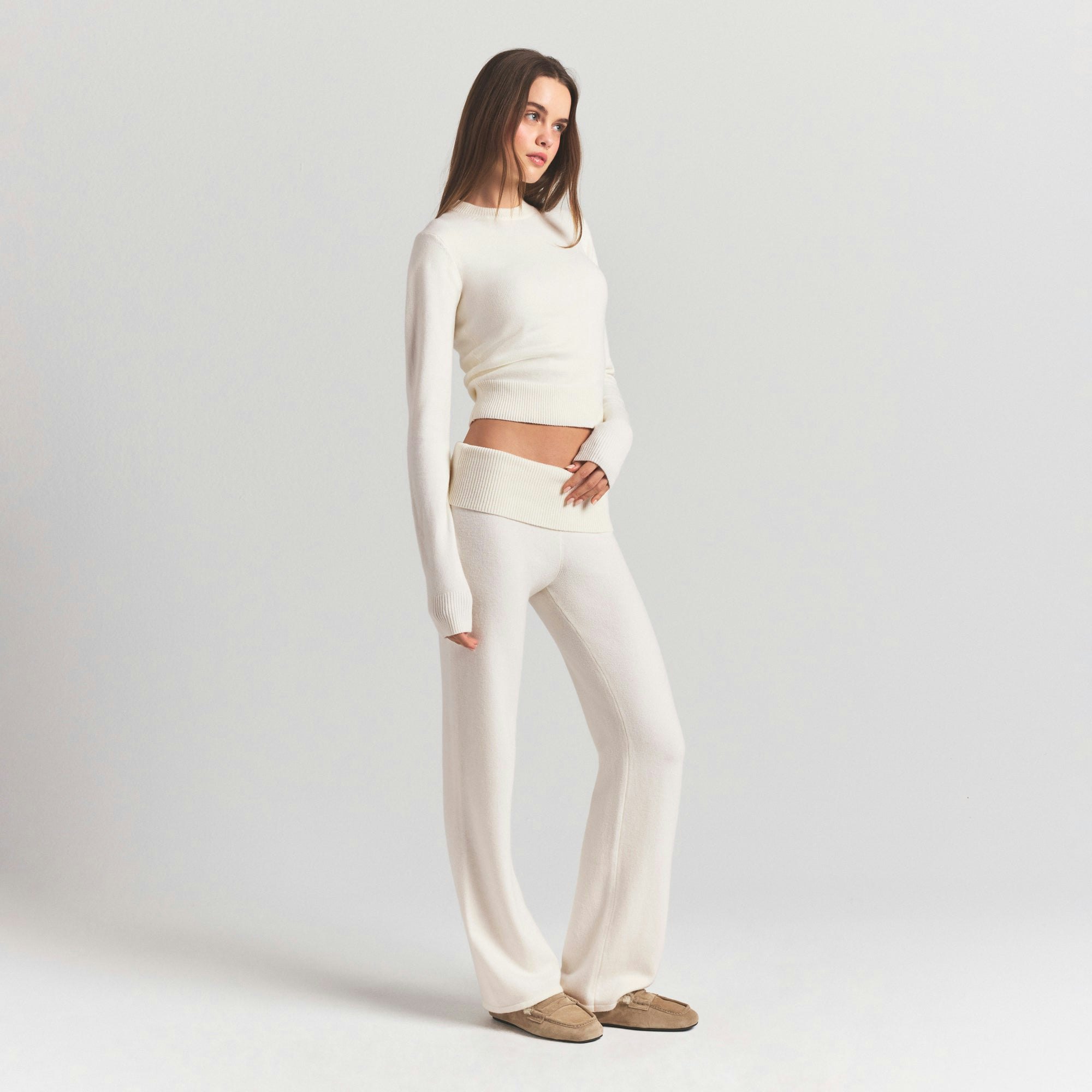SWEATER KNITS LONG SLEEVE FITTED CREW NECK | IVORY ON A MODEL FRONT VIEW @ | FOCUS: 0.0, 1.0, 0.9