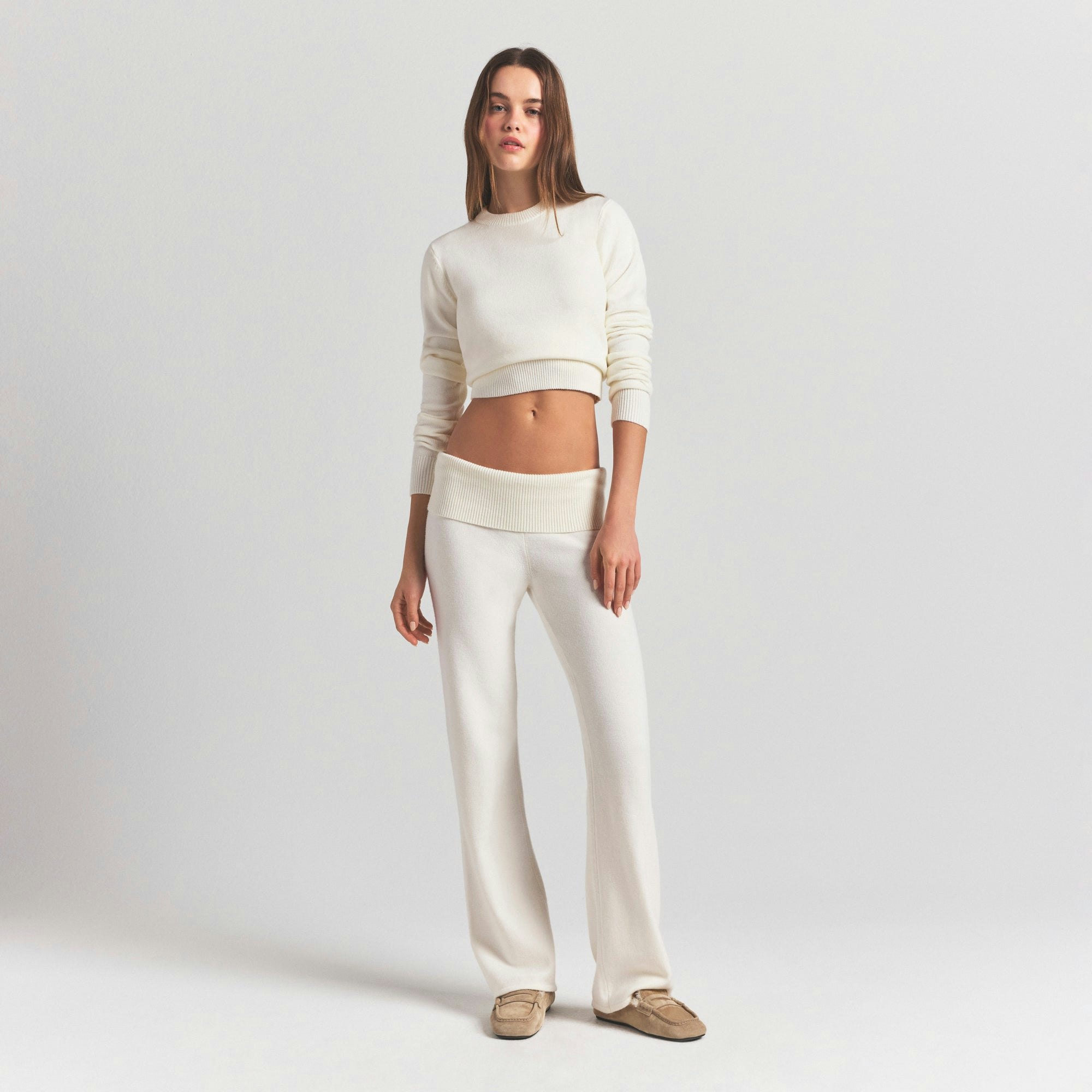 SWEATER KNITS LONG SLEEVE FITTED CREW NECK | IVORY ON A MODEL FRONT VIEW @ | FOCUS: 0.0, 1.0, 0.9