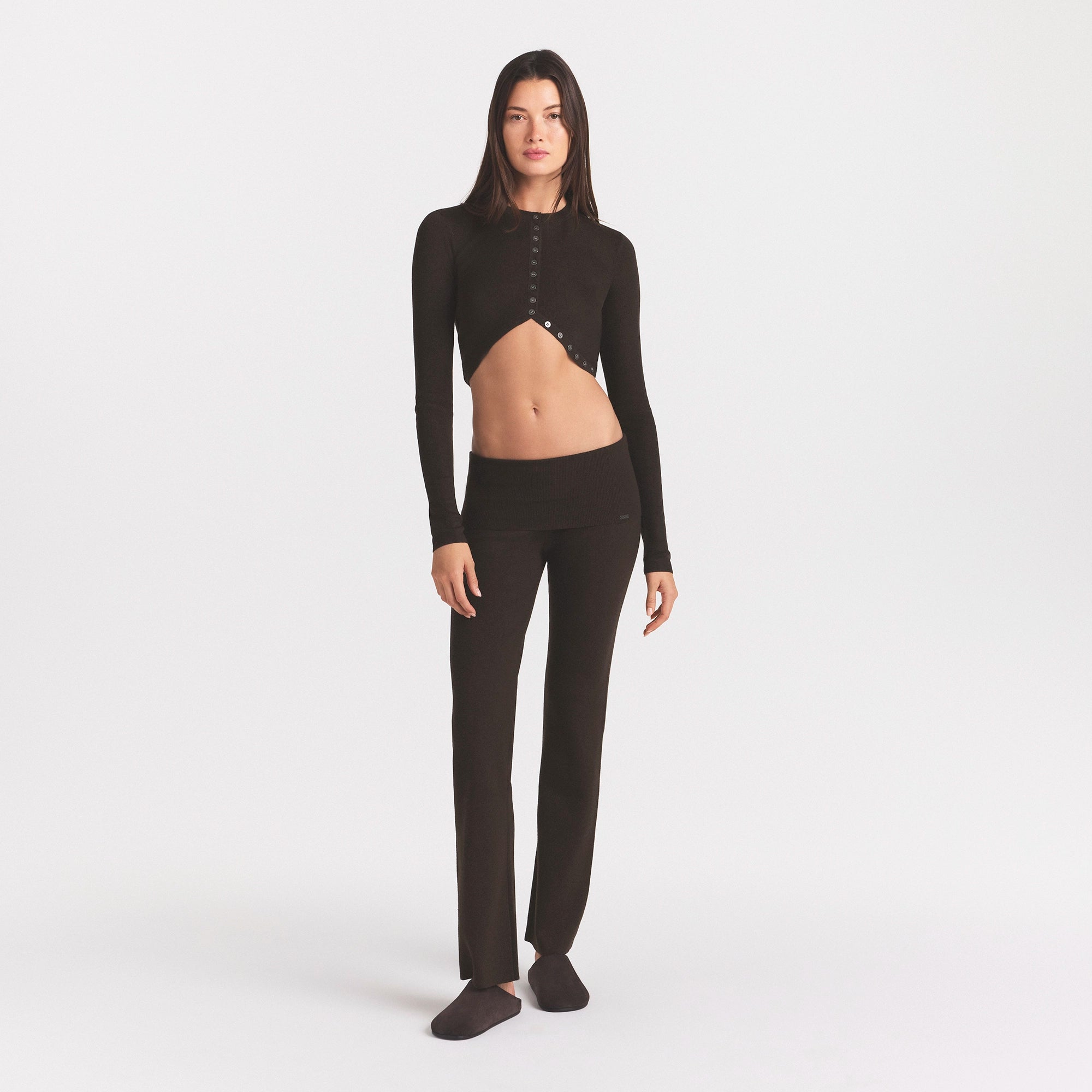 ROUNDED CROPPED CARDIGAN