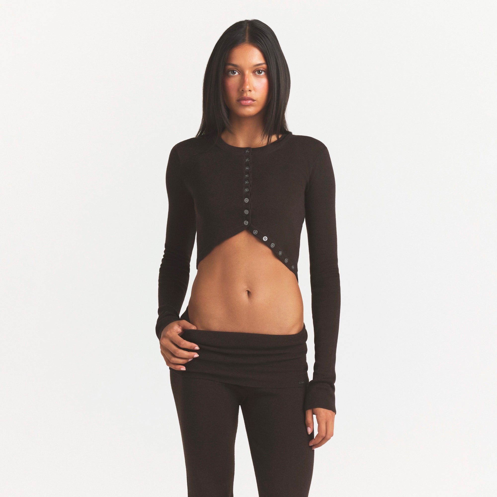 ROUNDED CROPPED CARDIGAN