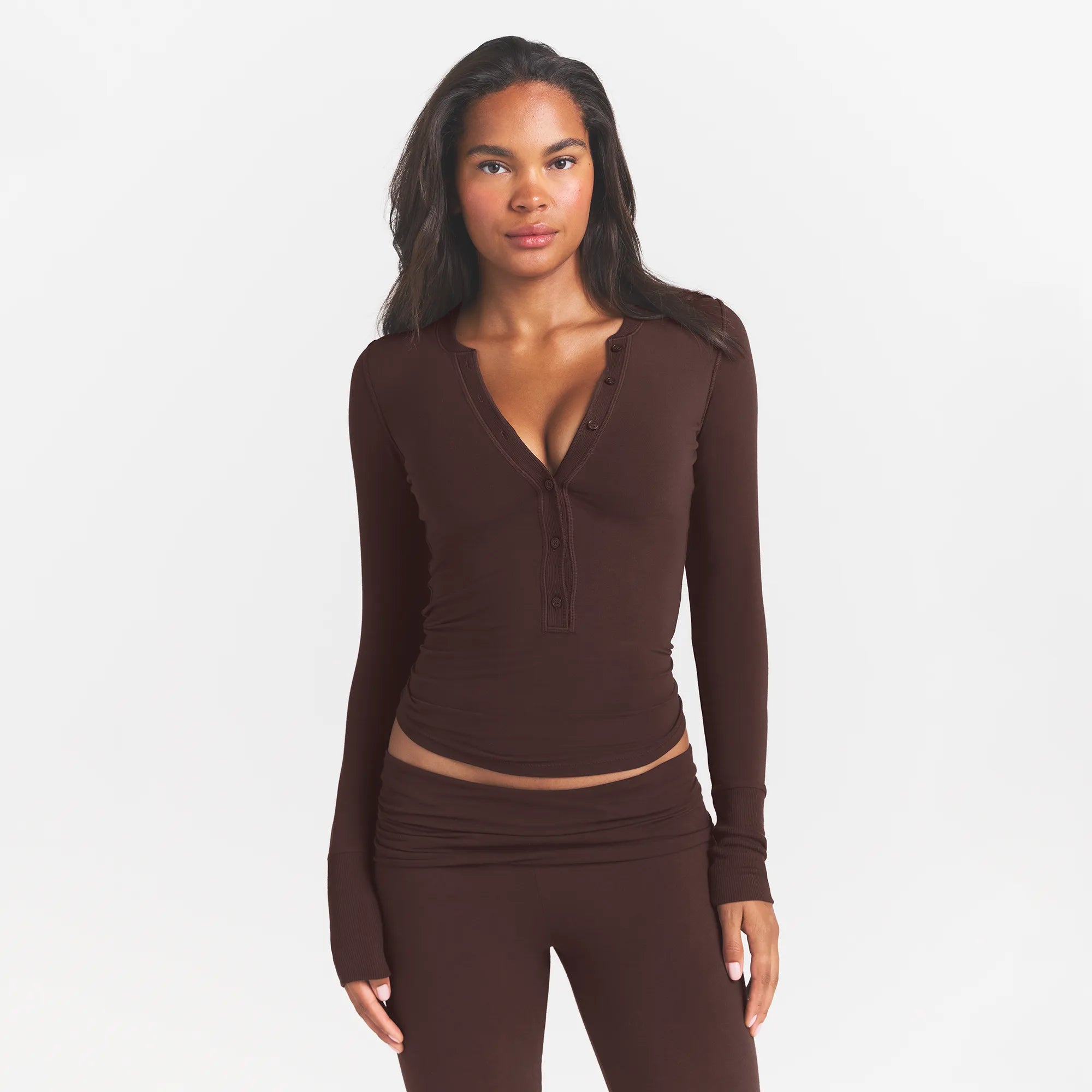 COTTON JERSEY HENLEY LONG SLEEVE | ESPRESSO ON A MODEL FRONT VIEW @ | FOCUS: 0.0, 1.0, 0.9