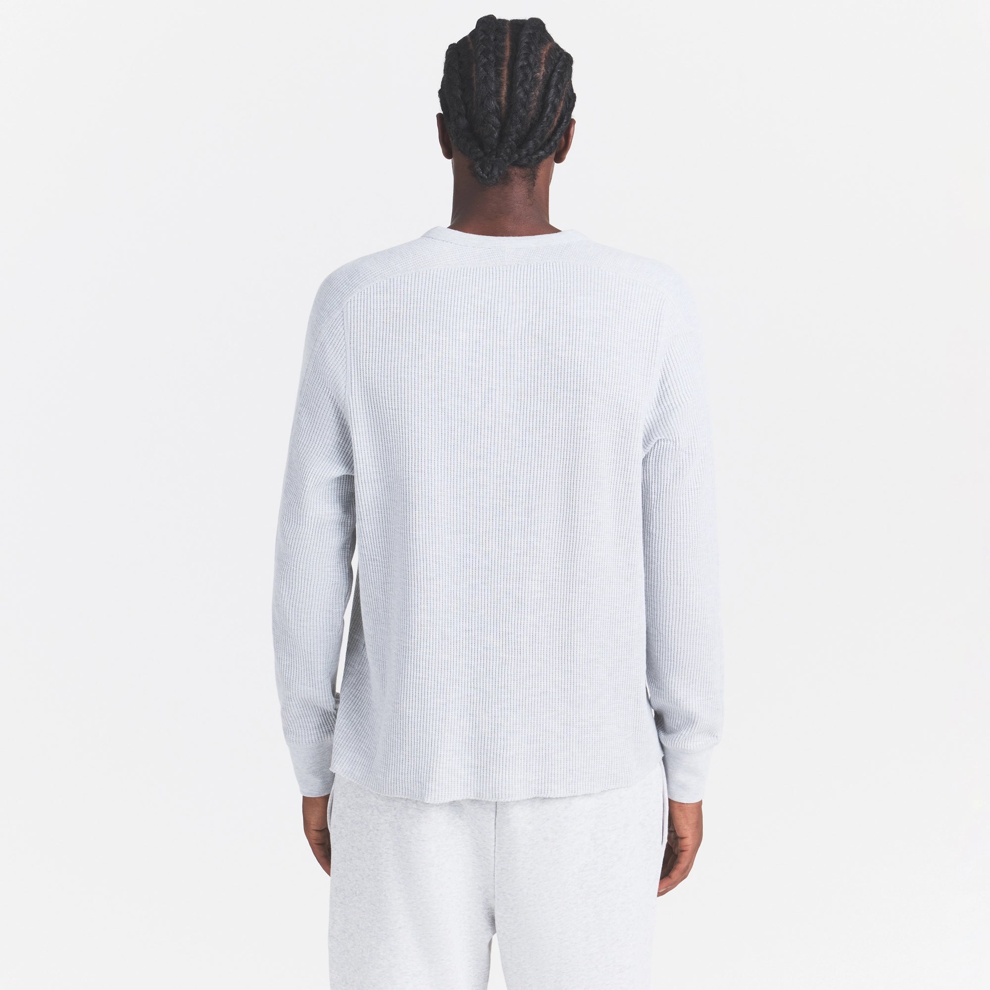 WAFFLE MENS CROPPED SLIM HENLEY | LIGHT HEATHER GREY ON A MODEL SIDE VIEW @ | FOCUS: 0.0, 1.0, 0.9