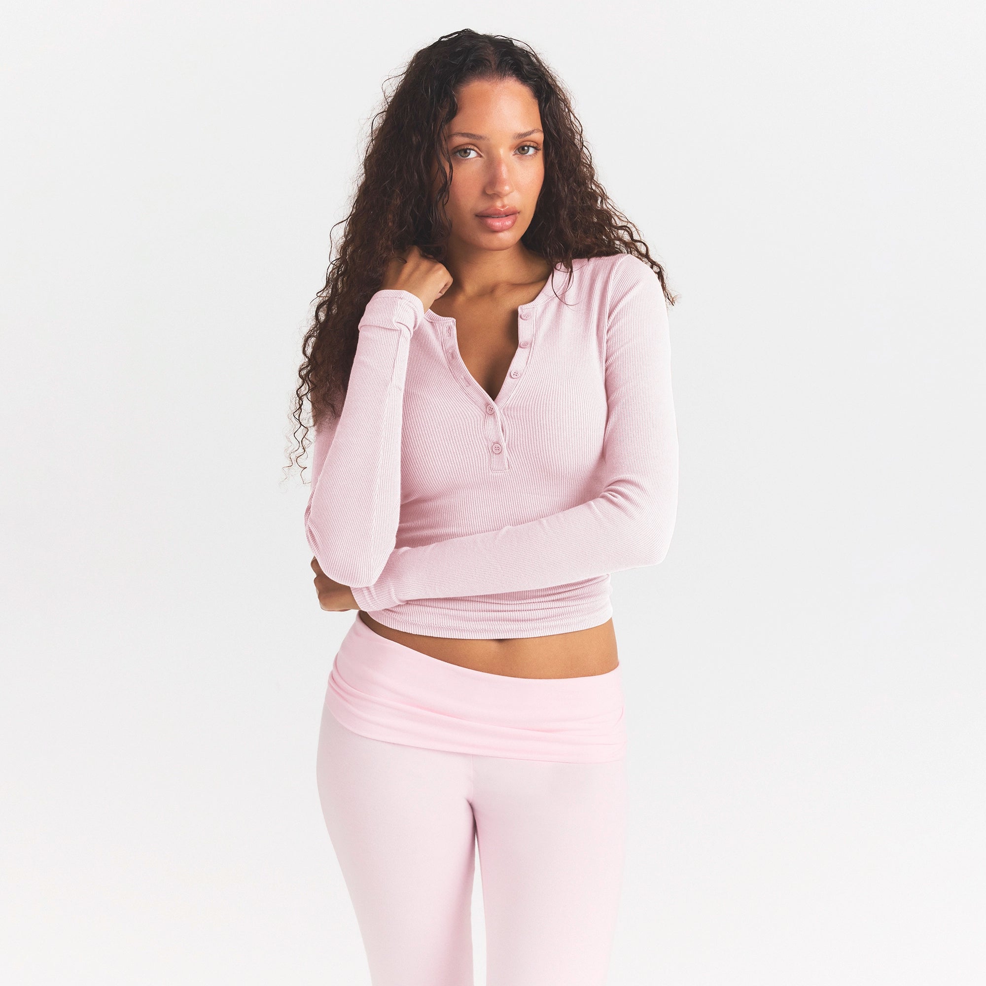 COTTON RIB HENLEY LONG SLEEVE T-SHIRT | CHERRY BLOSSOM ON MODEL FRONT VIEW @ | FOCUS: 0.0, 1.0, 0.9