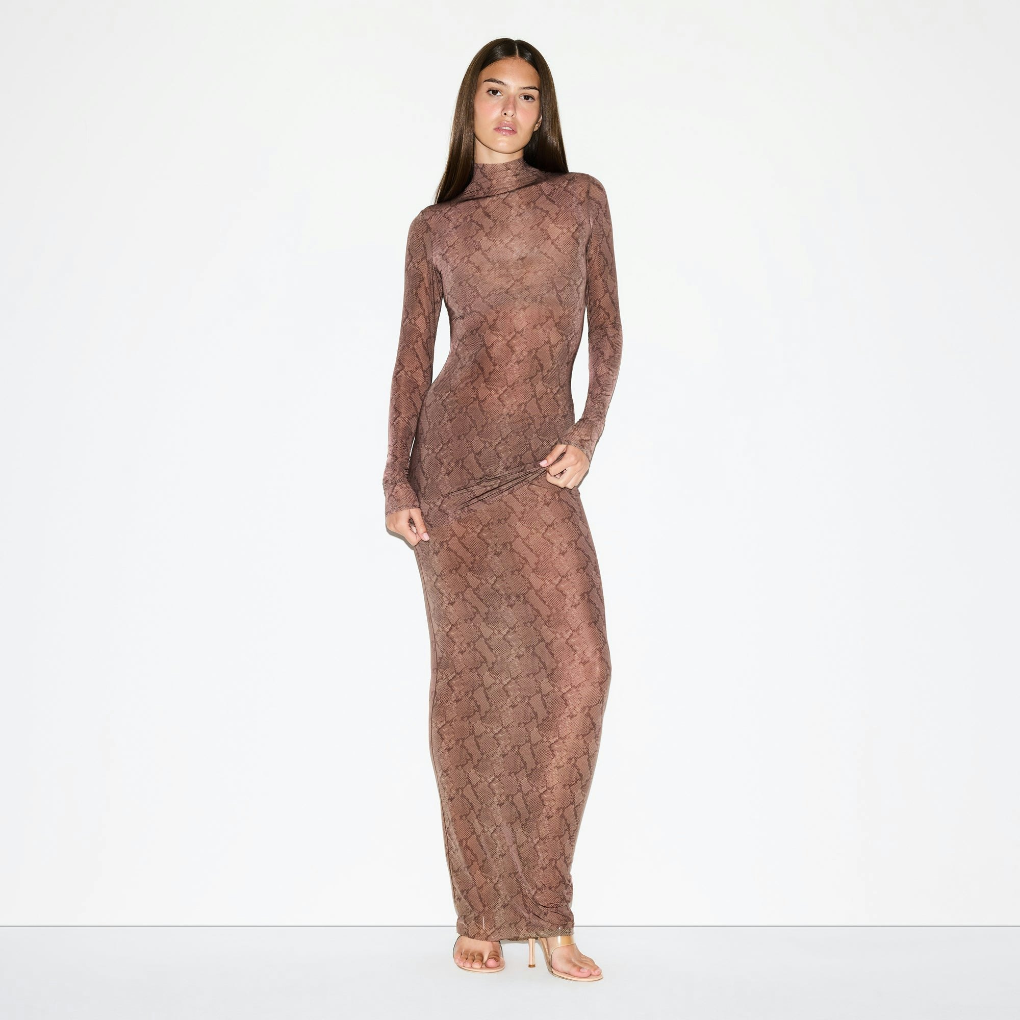 MILKY SHEER TUNIC | JASPER SNAKE PRINT ON A MODEL FRONT VIEW @ | FOCUS: 0.0, 1.0, 0.9