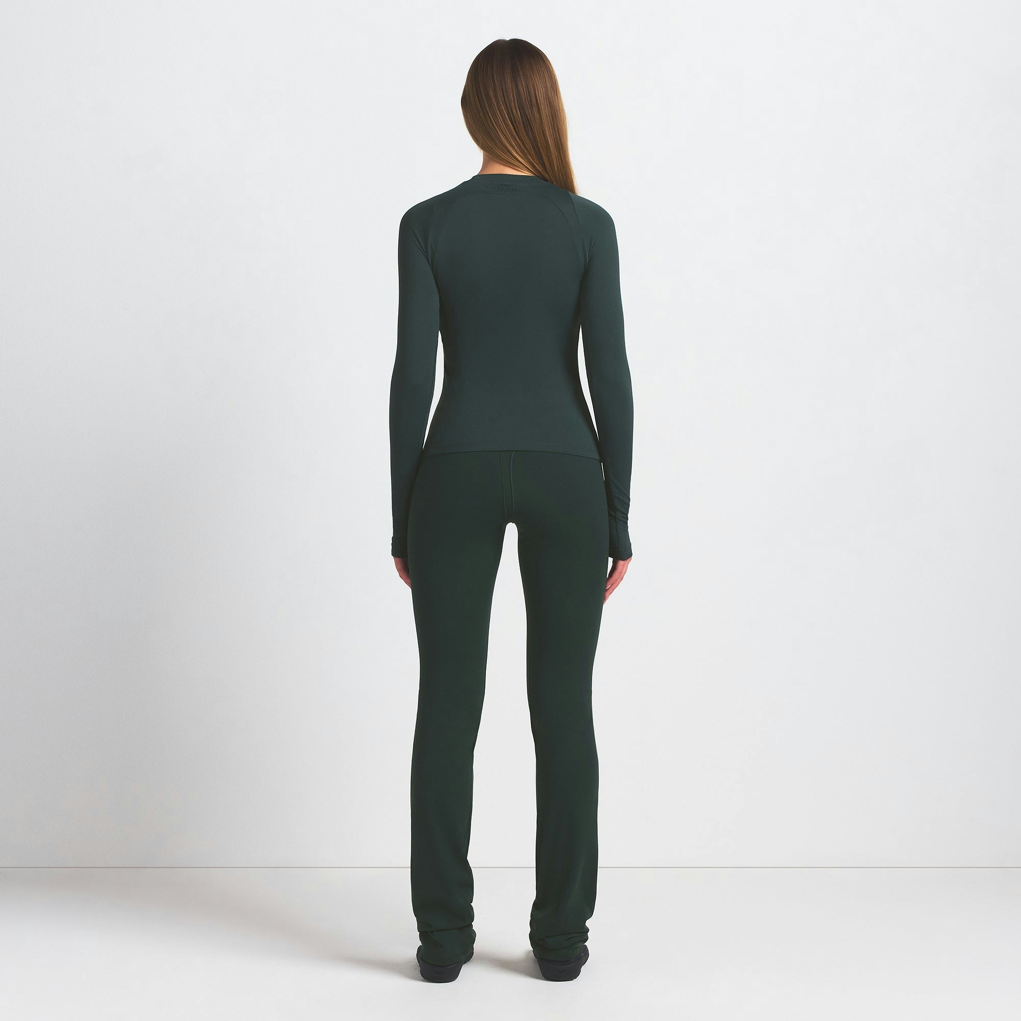 NikeSKIMS AIRY LONG SLEEVE CREW NECK TOP | DARK TEAL ON A MODEL FRONT VIEW @ | FOCUS: 0.0, 1.0, 0.9