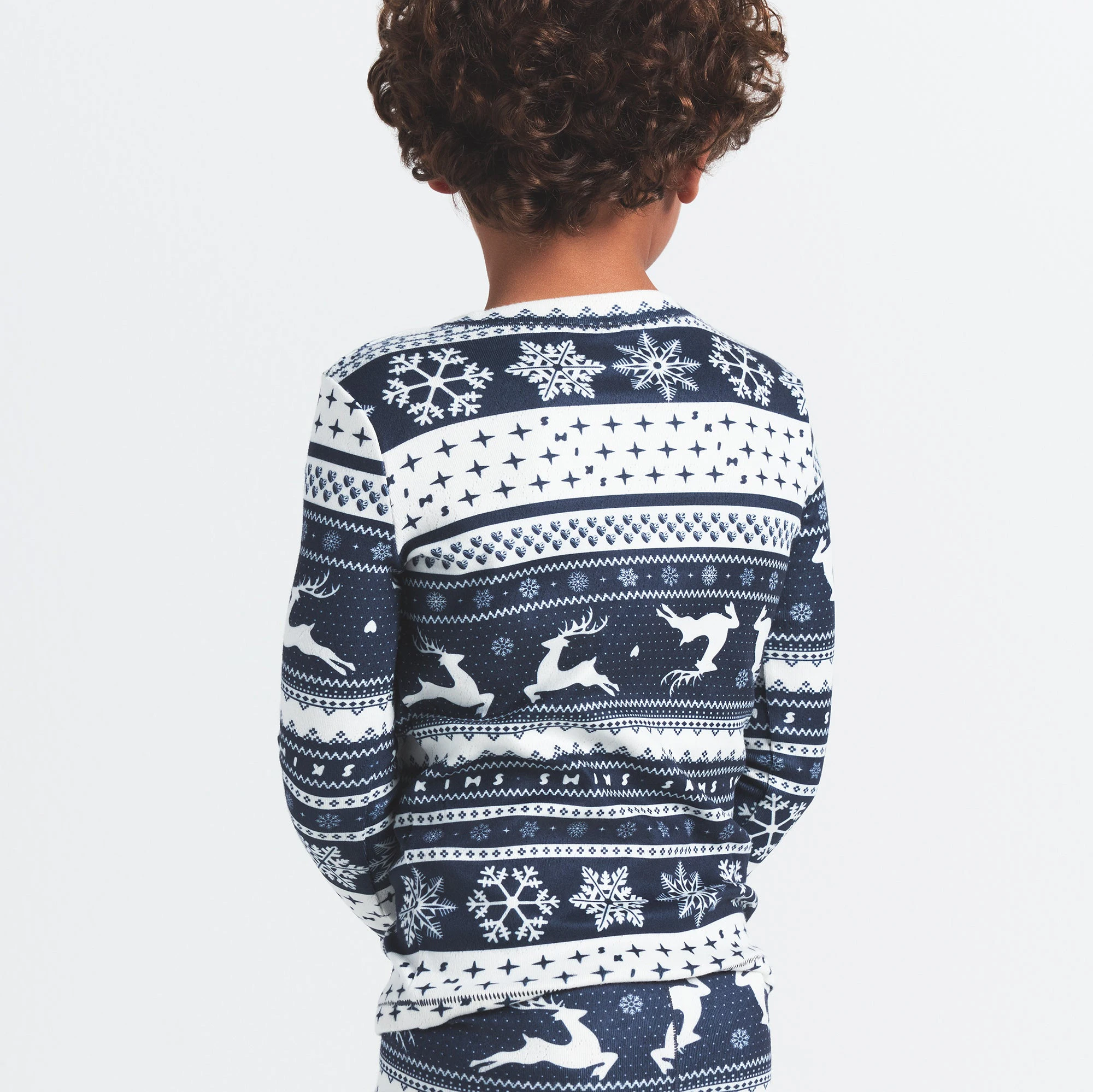 LOGO PLUSH POINTELLE KIDS LONG SLEEVE SET | NAVY DEER FAIR ISLE ON A MODEL BACK VIEW