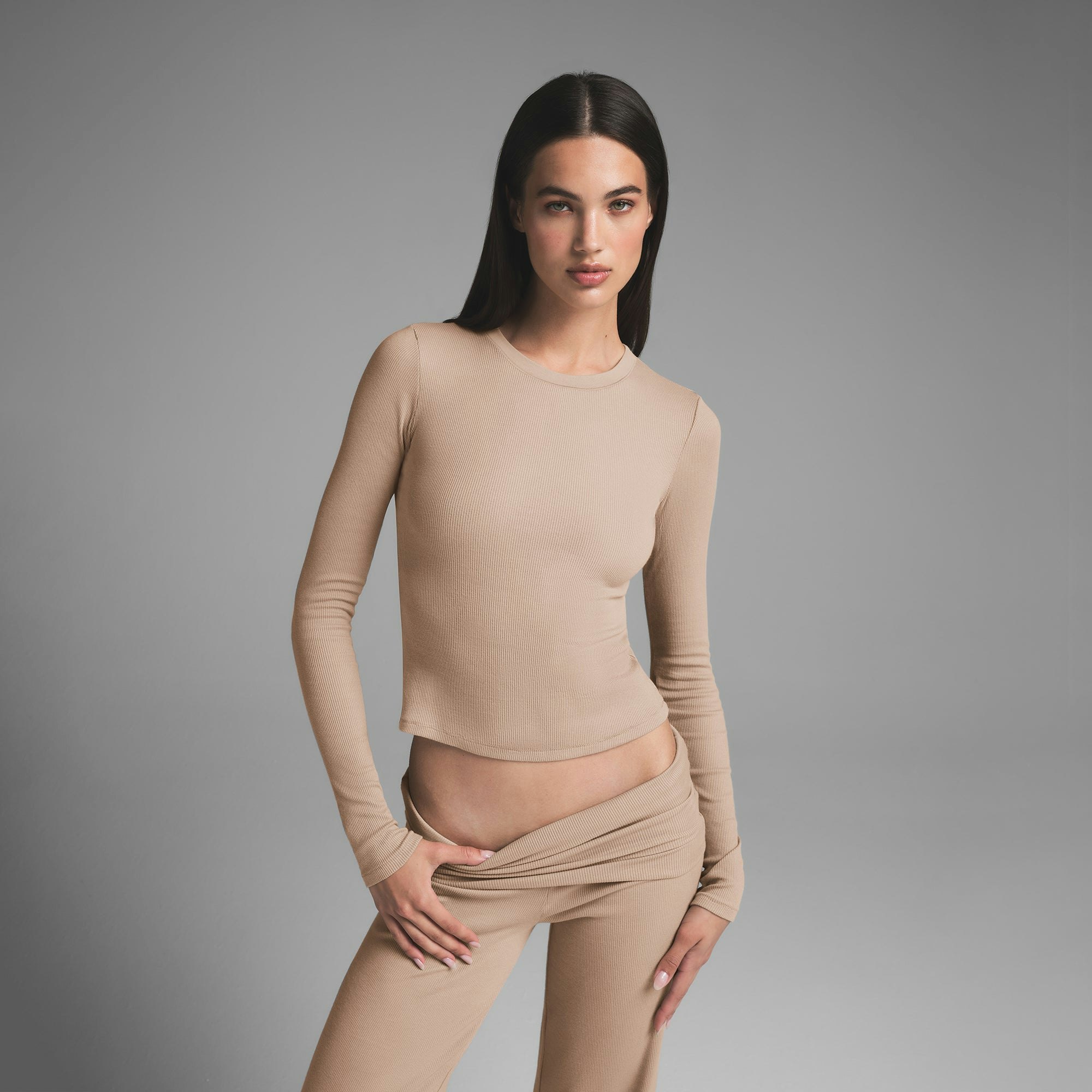 COTTON RIB LONG SLEEVE T-SHIRT | LATTE ON A MODEL FRONT VIEW | FOCUS: 0.0, 1.0, 0.9