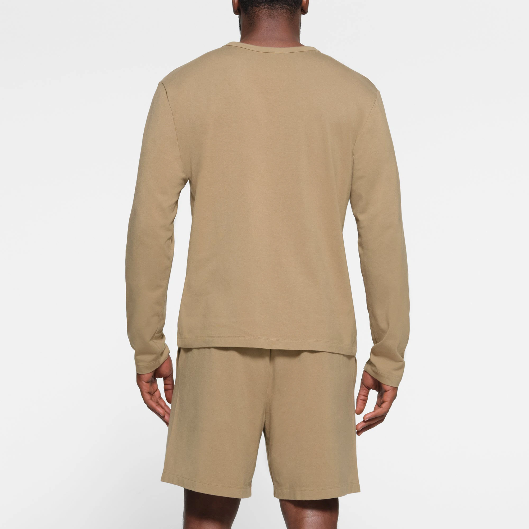 LOUNGE JERSEY MENS LONG SLEEVE T-SHIRT | KHAKI ON A MODEL BACK VIEW