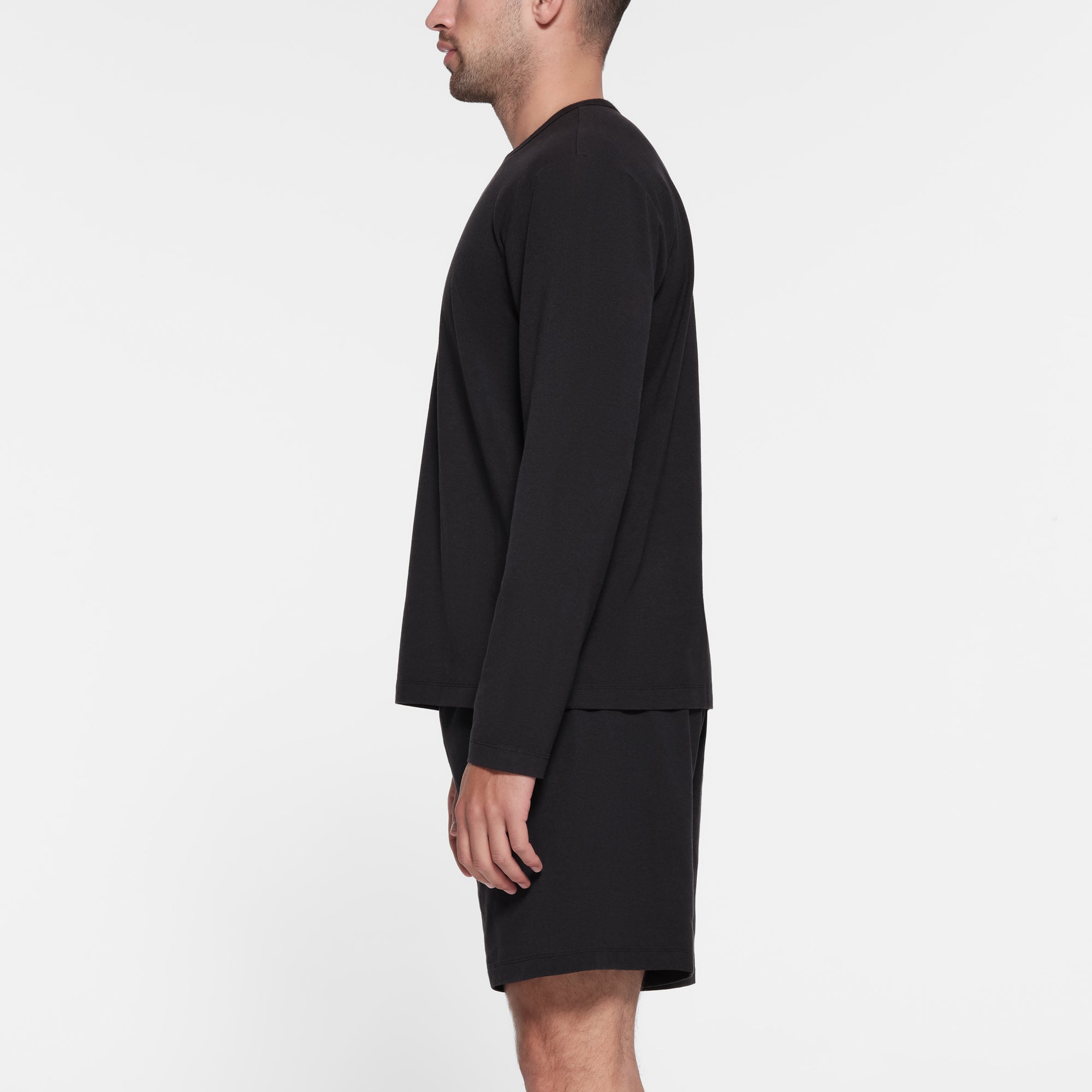 JERSEY LOUNGE MENS RELAXED LONG SLEEVE T-SHIRT | OBSIDIAN | XS