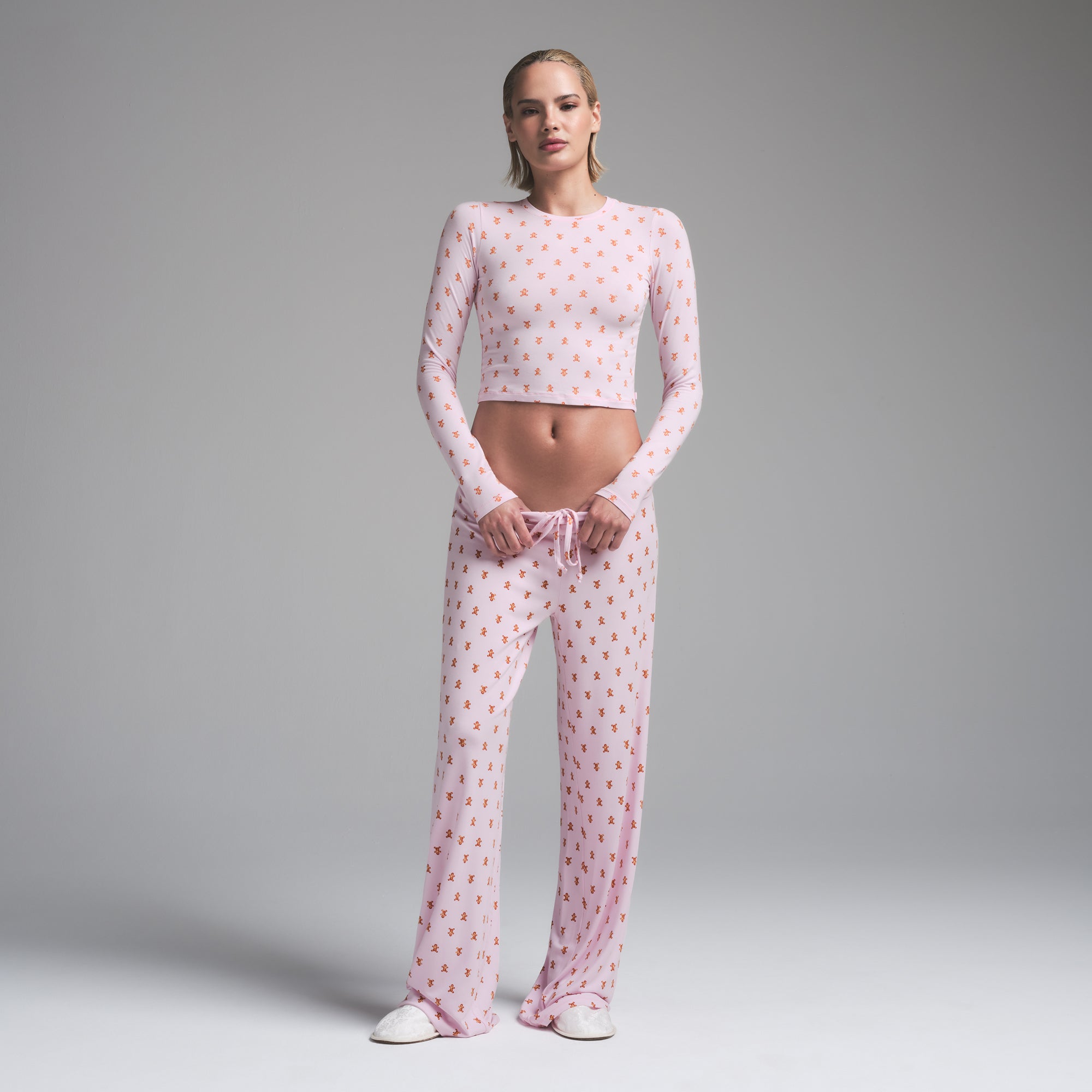 SKIMS SLEEP SUPER CROPPED LONG SLEEVE | CHERRY BLOSSOM GINGERBREAD PRINT |  XXS