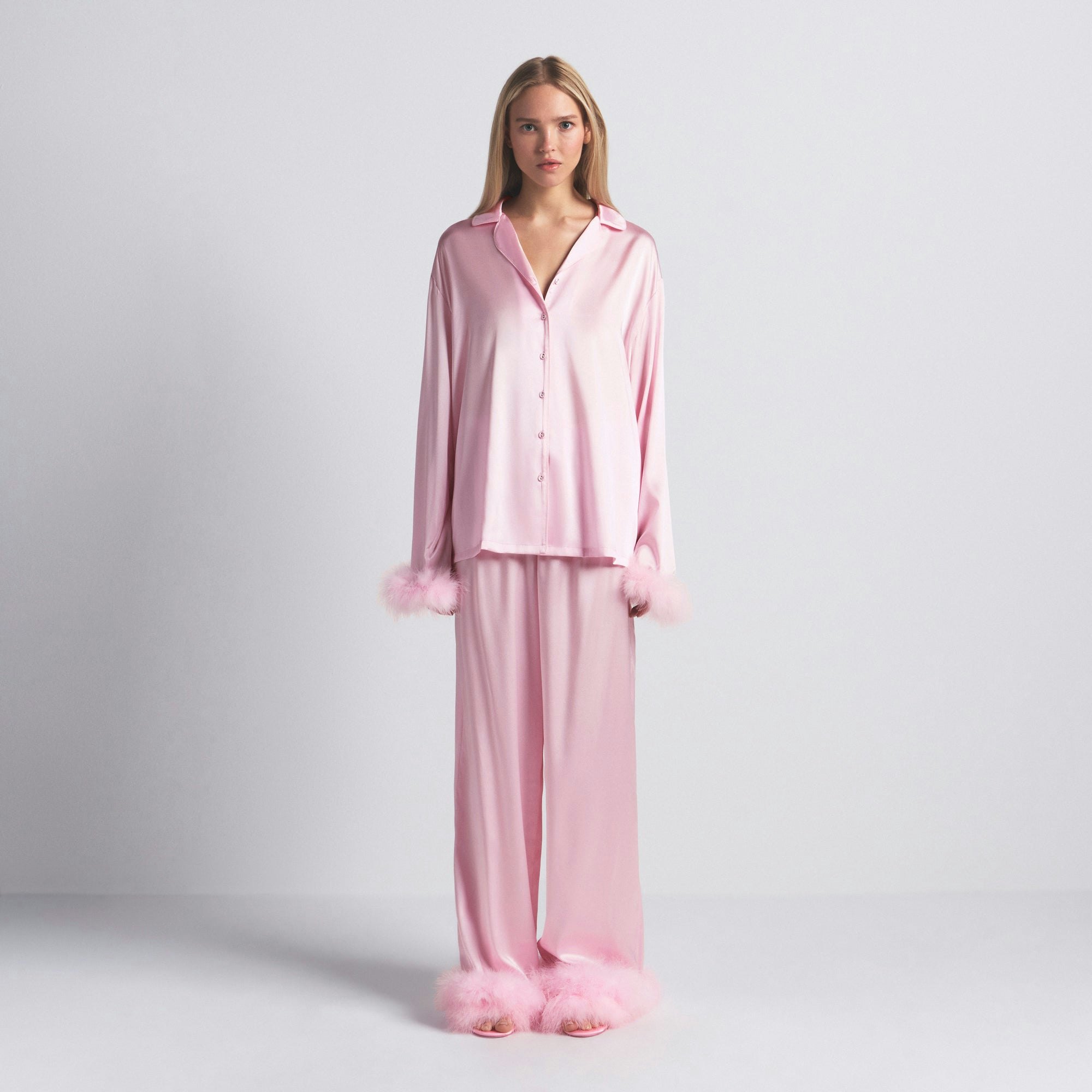 SILK FEATHER TRIM LONG SET | CHERRY BLOSSOM ON A MODEL FRONT VIEW @ | FOCUS: 0.0, 1.0, 0.9