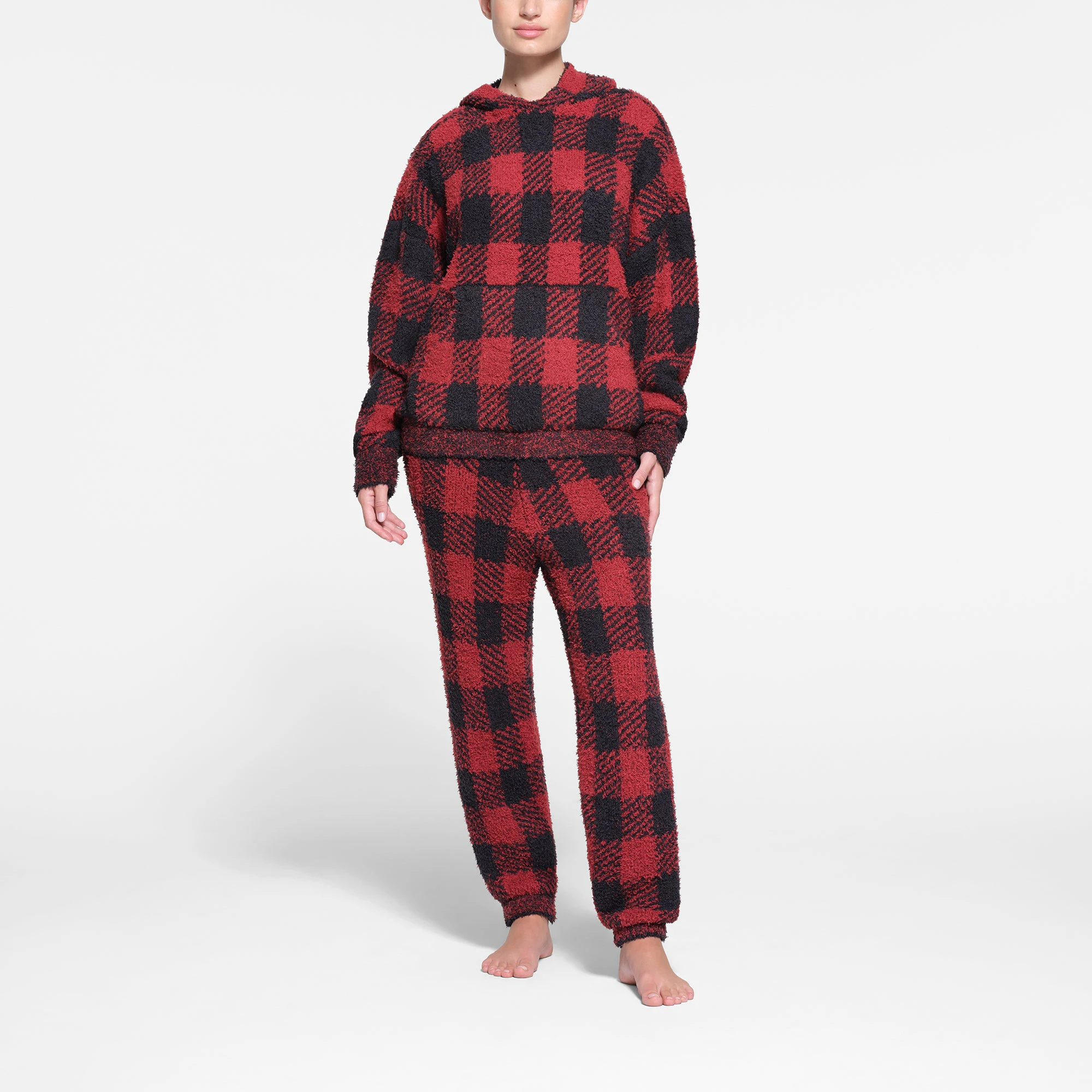 FLEECE SLEEP PET HOODIE | CYPRESS PLAID ON A MODEL IN SIDE VIEW