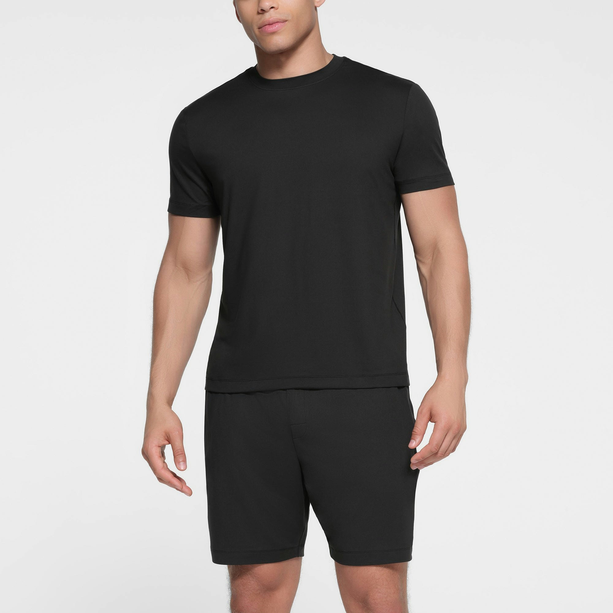 OUTDOOR JERSEY MENS CLASSIC T-SHIRT | ONYX ON A MODEL FRONT VIEW