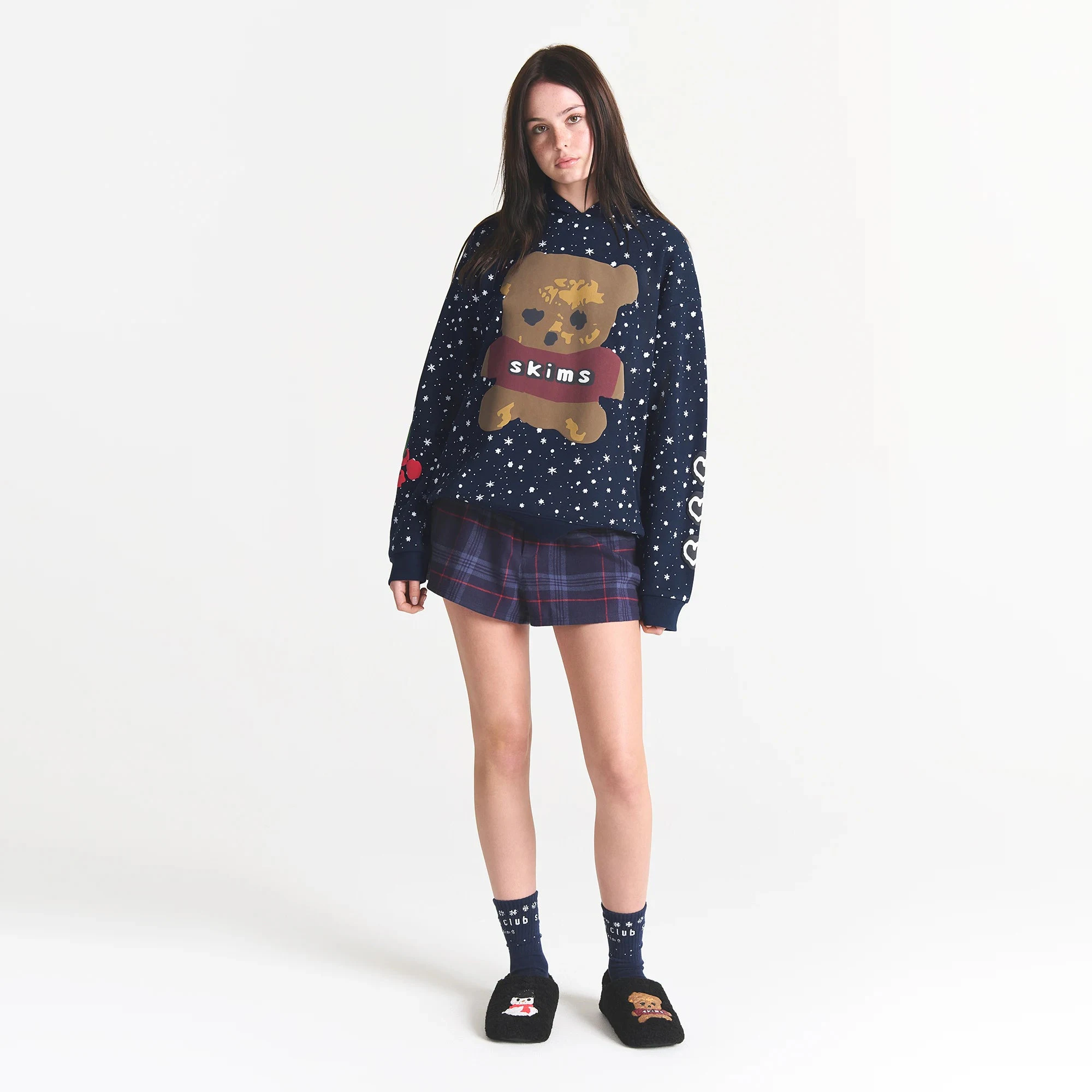 CACTUS PLANT FLEA MARKET X SKIMS COTTON FLEECE OVERSIZED HOODIE | NAVY DOVE SNOW PRINT ON A MODEL FRONT VIEW @ | FOCUS: 0.0, 1.0, 0.9