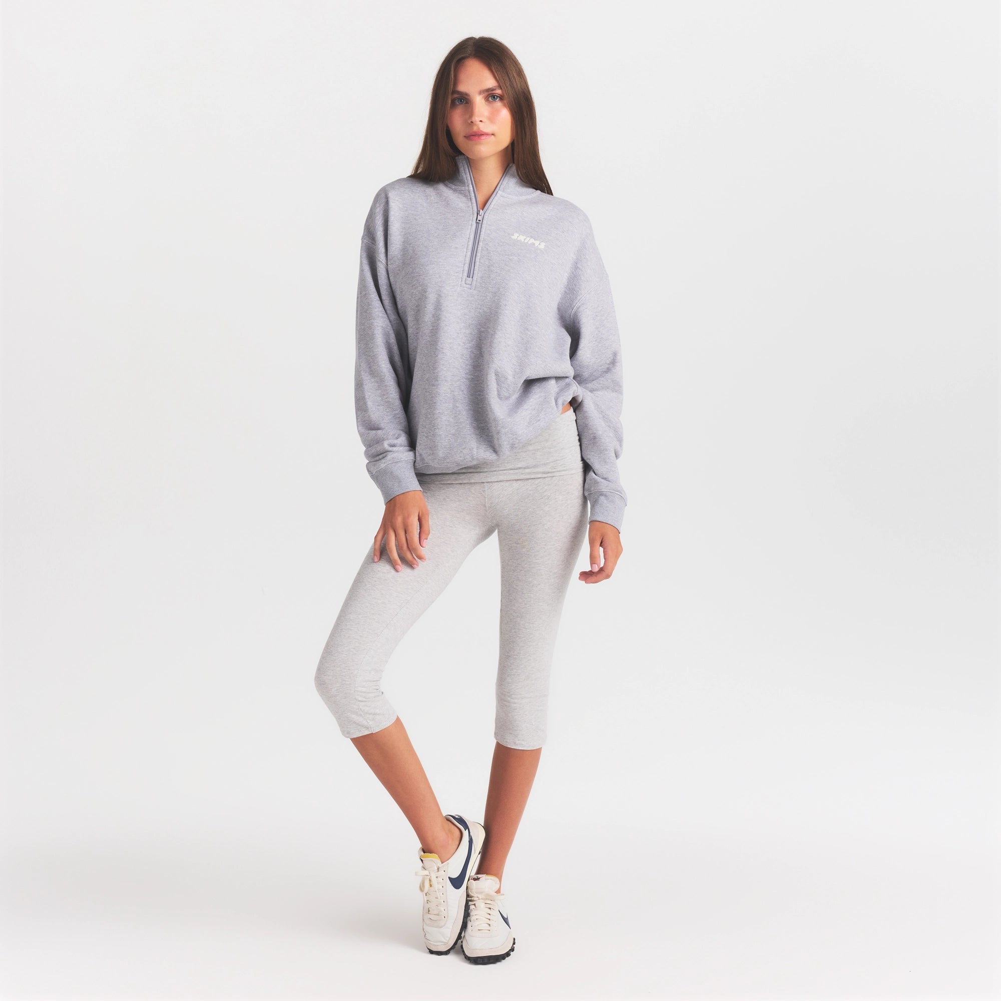 COTTON FLEECE MOCK NECK QUARTER ZIP | HEATHER GREY ON A MODEL FRONT VIEW @ | FOCUS: 0.0, 1.0, 0.9