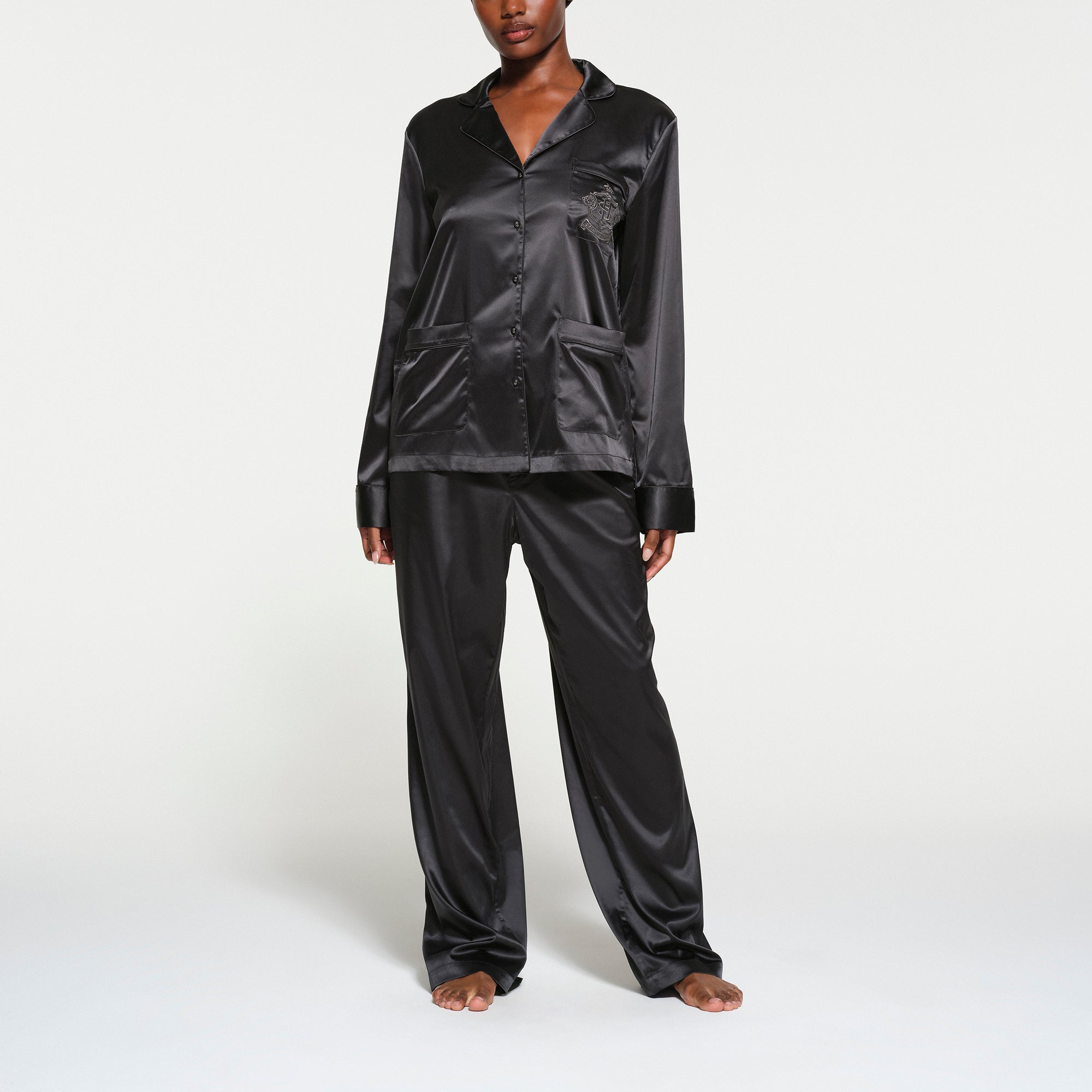SKIMS HOTEL SHINE LONG SLEEVE BUTTON UP SLEEP SET ASH