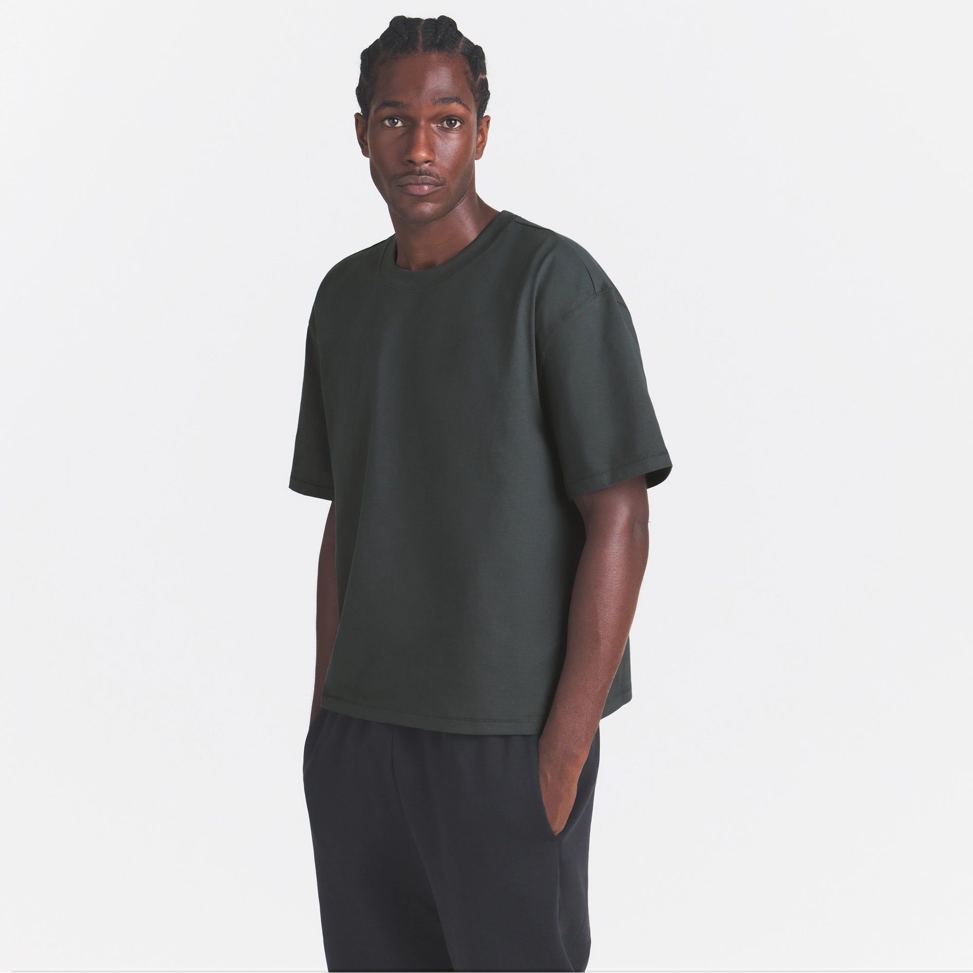 HEAVYWEIGHT COTTON MENS RELAXED CROPPED CREWNECK | DEEP SEA ON A MODEL SIDE VIEW @ | FOCUS: 0.0, 1.0, 0.9