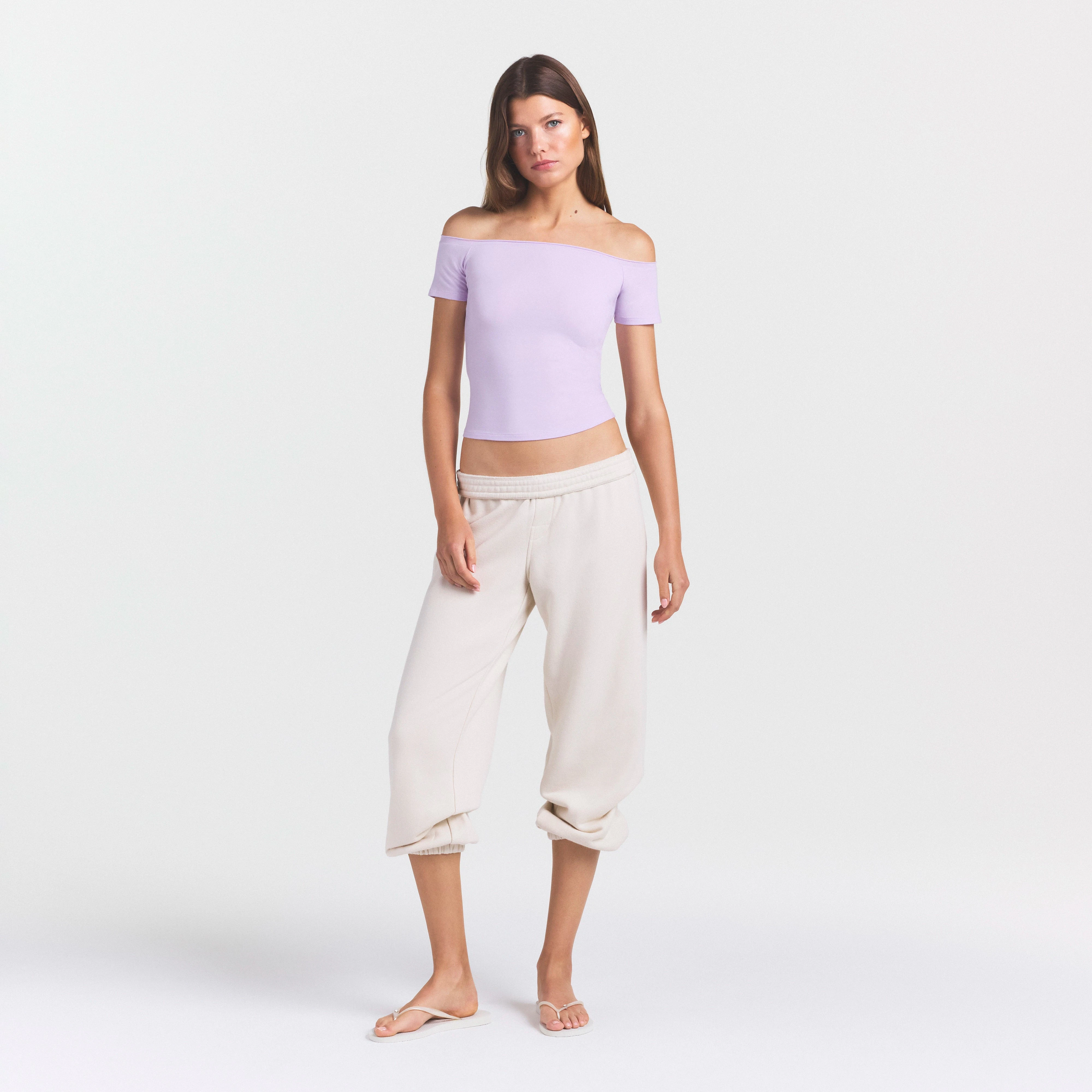 COTTON JERSEY OFF THE SHOULDER TOP | SUGAR PLUM ON A MODEL FRONT VIEW @ | FOCUS: 0.0, 1.0, 0.9