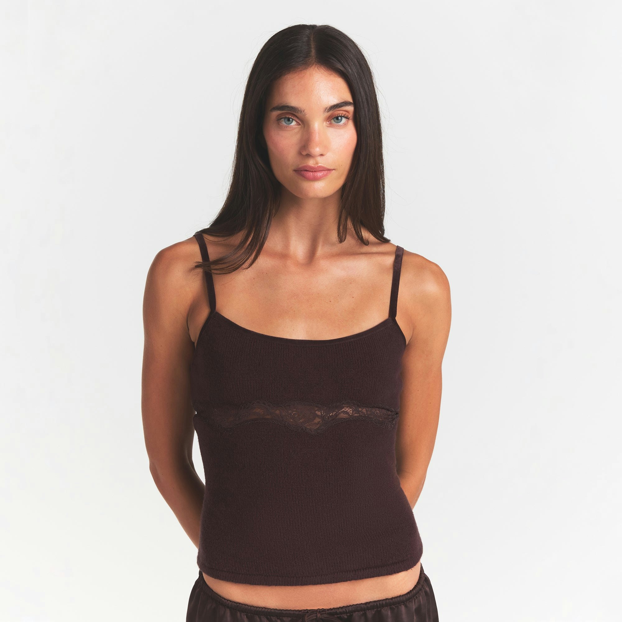 LACE KNIT TANK | PHOENIX ON A MODEL SIDE VIEW @ | FOCUS: 0.0, 1.0, 0.9