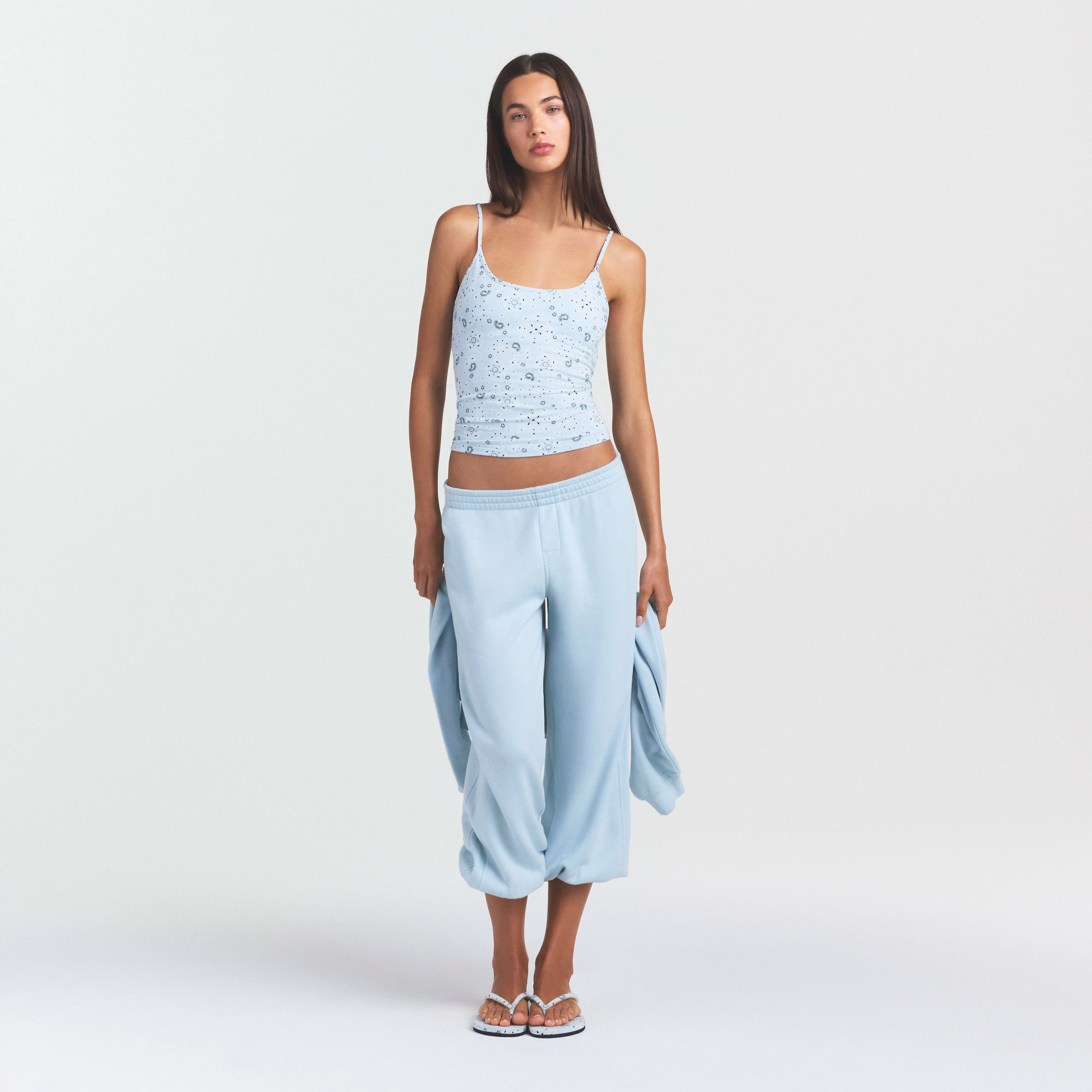 COTTON JERSEY SCOOP NECK CAMI | POWDER BLUE BANDANA ON A MODEL SIDE VIEW @ | FOCUS: 0.0, 1.0, 0.9